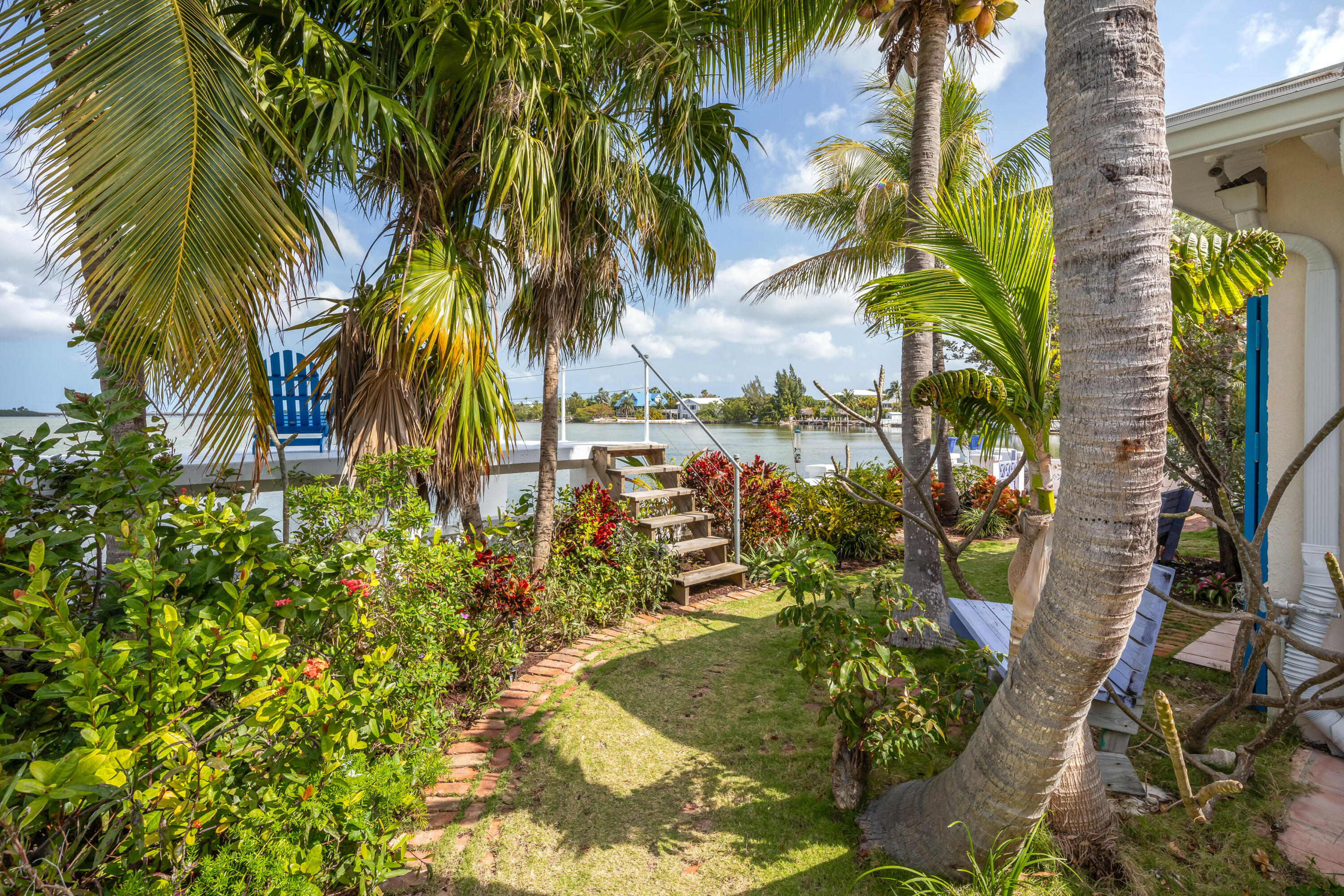 92 Bay Drive
