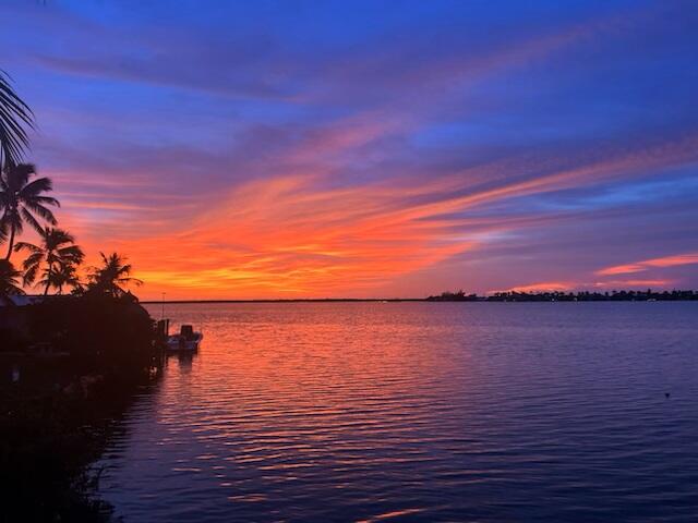 92 Bay Drive