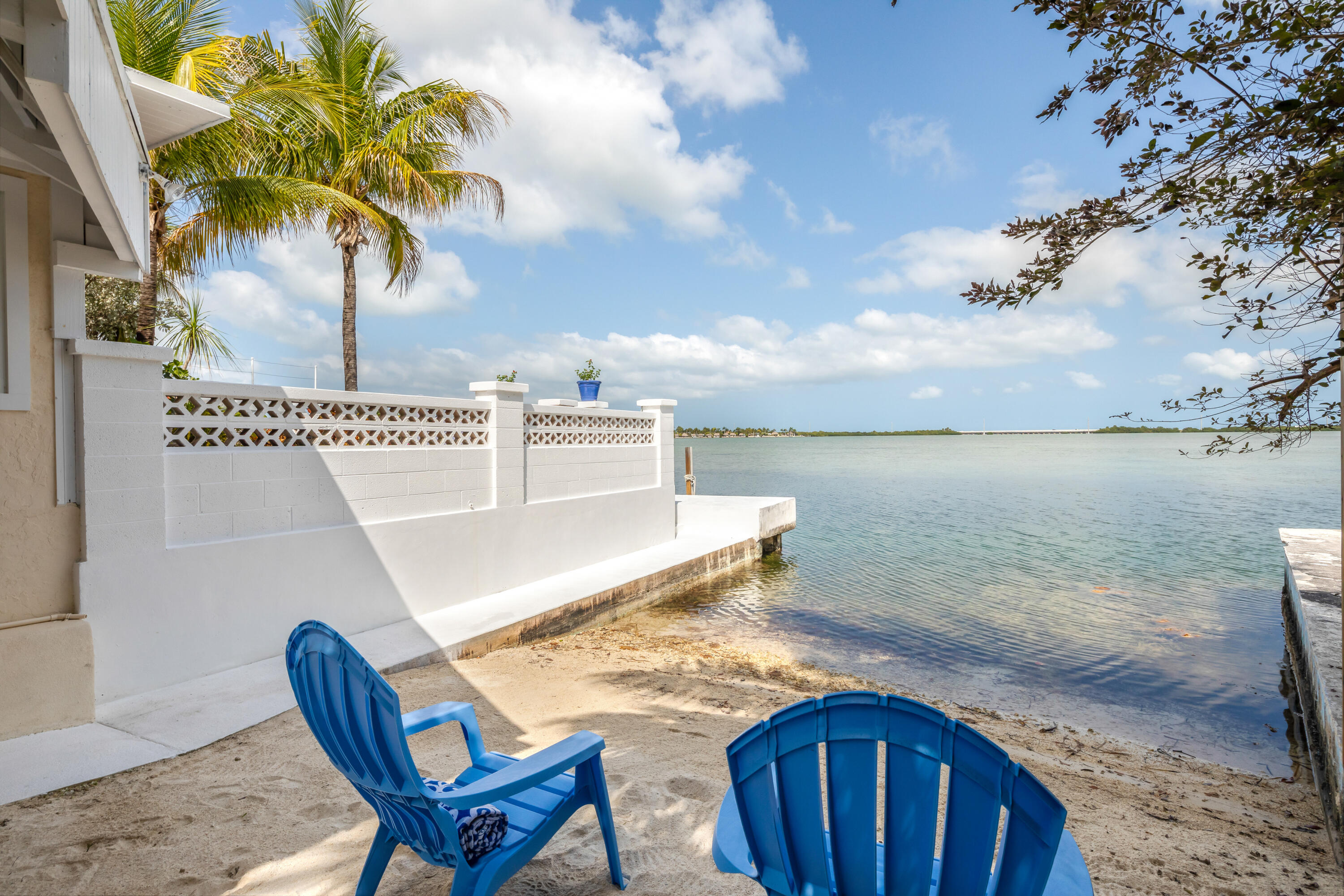 92 Bay Drive