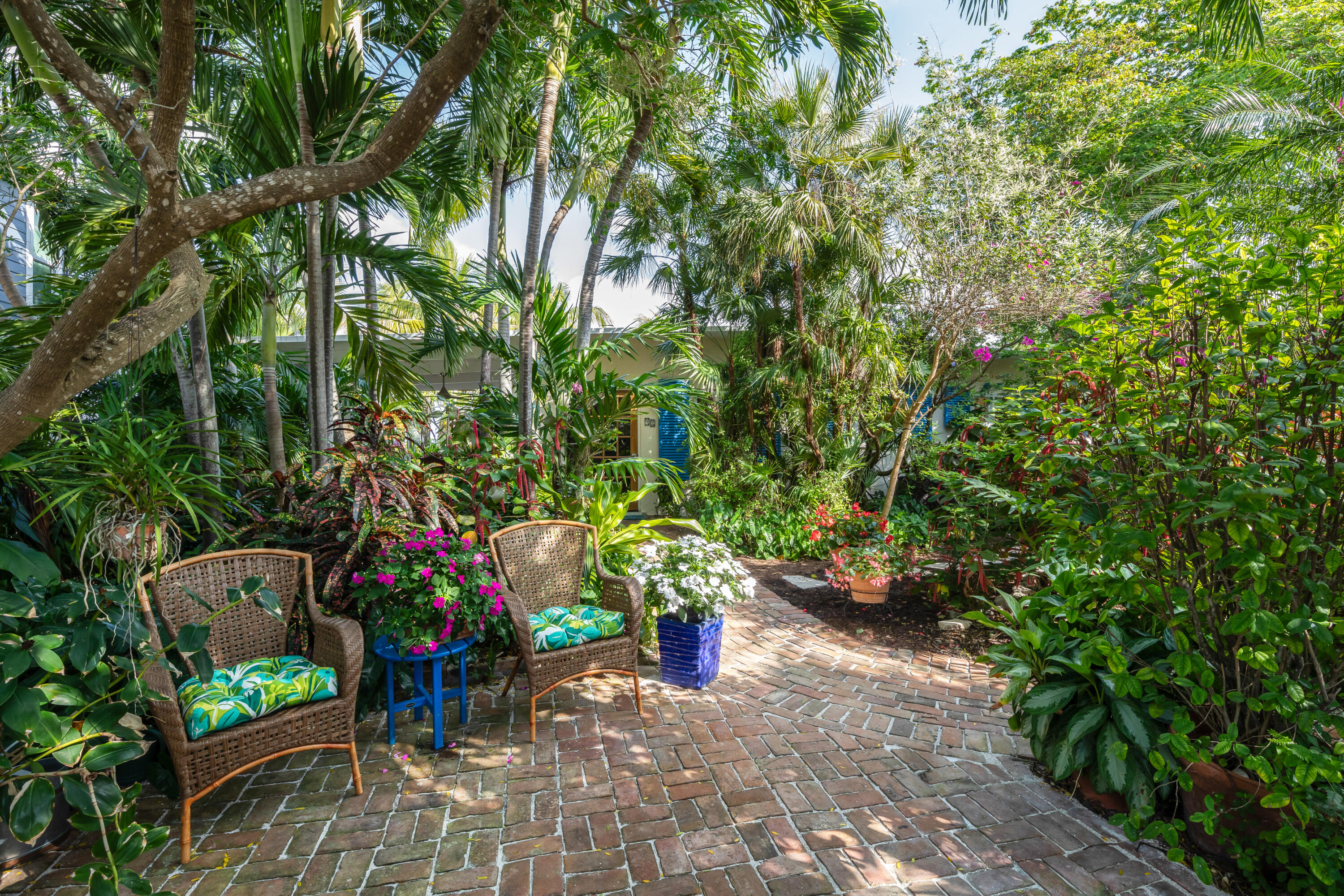 92 Bay Drive