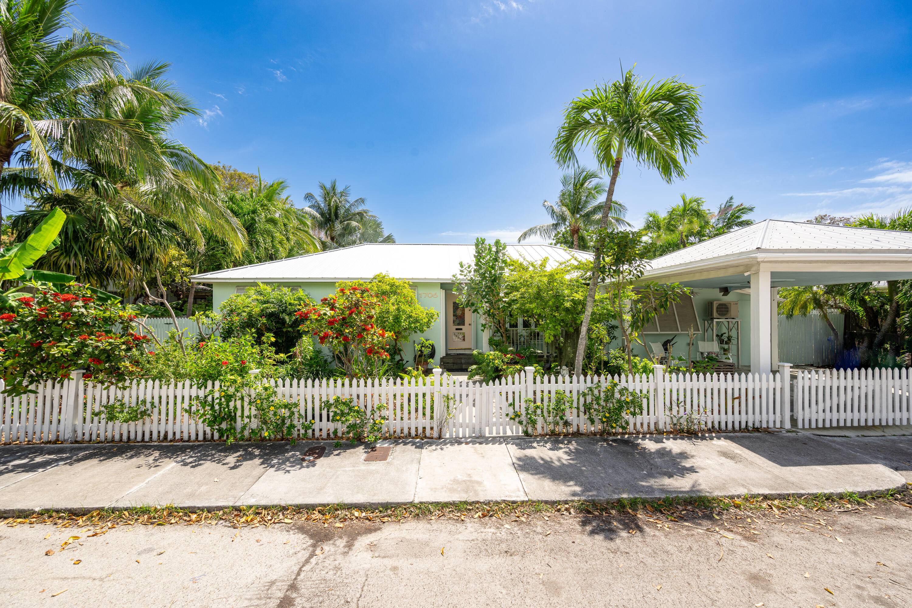 1706 Seminary Street