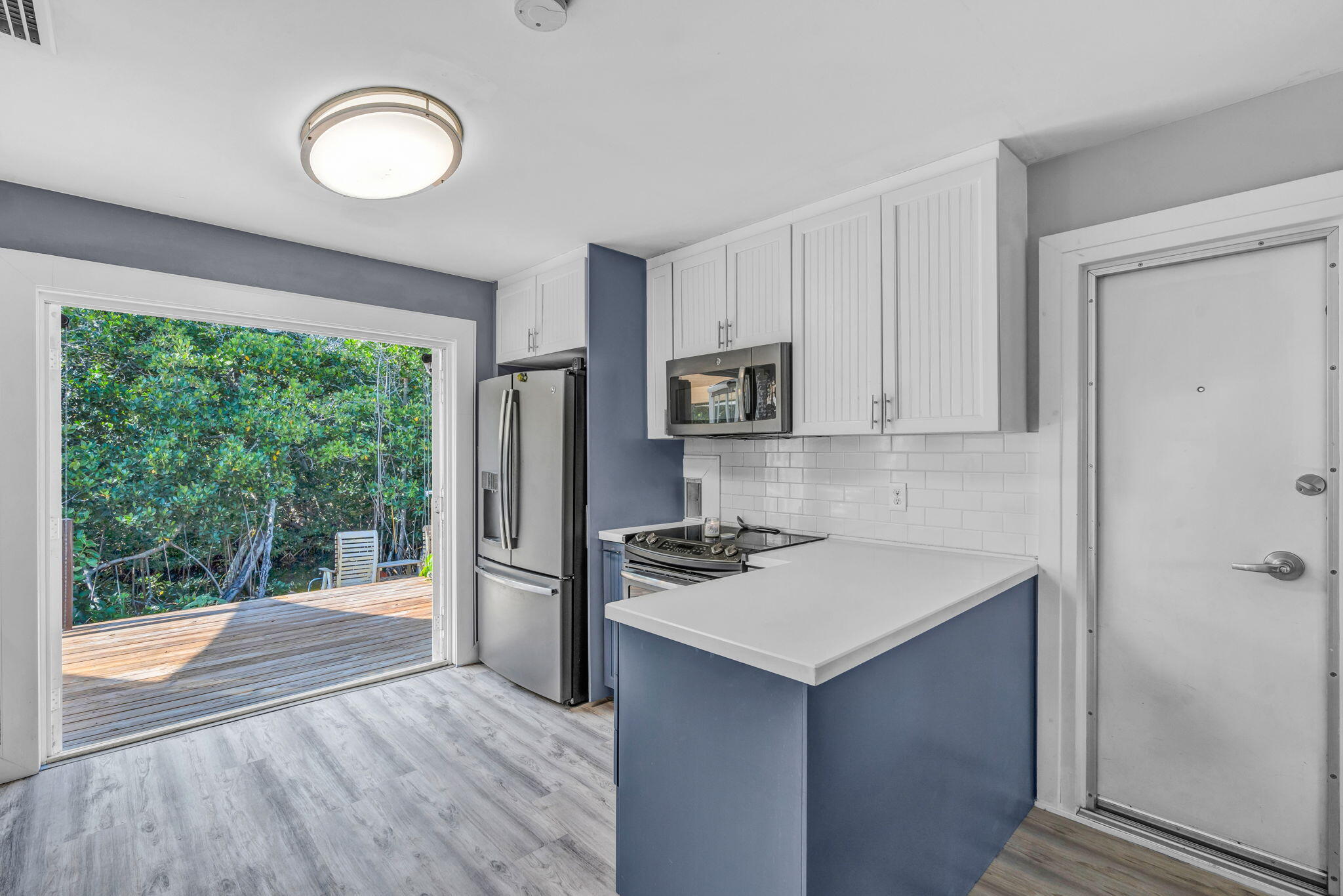 2807 Venetian Drive