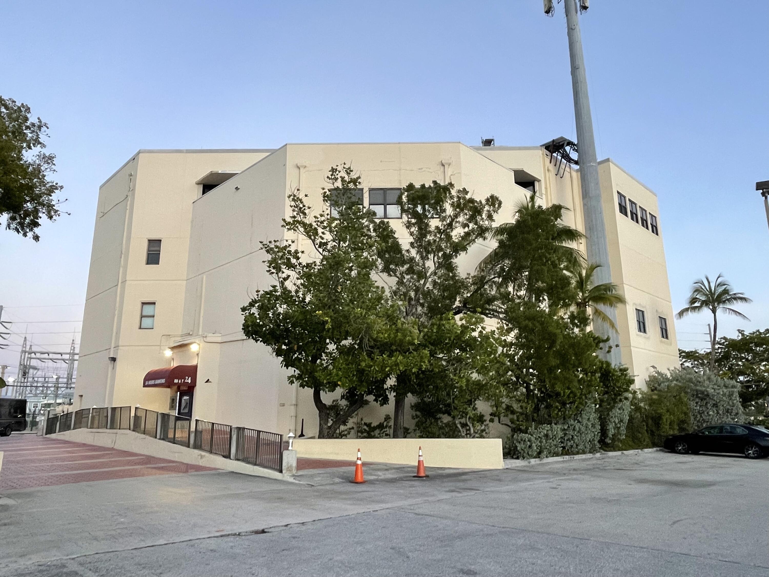 1010 Kennedy Drive 307