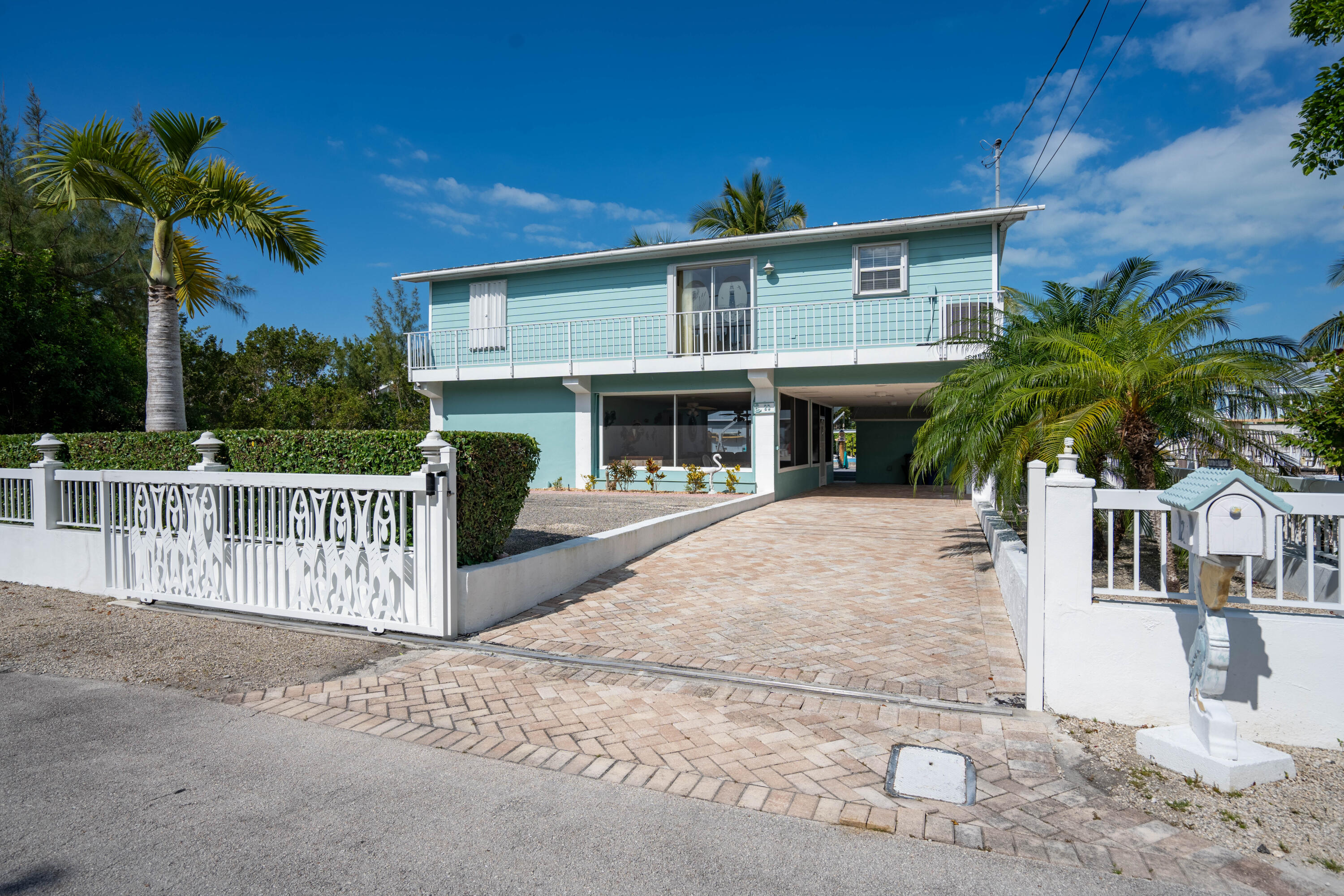 23 Harbor Drive