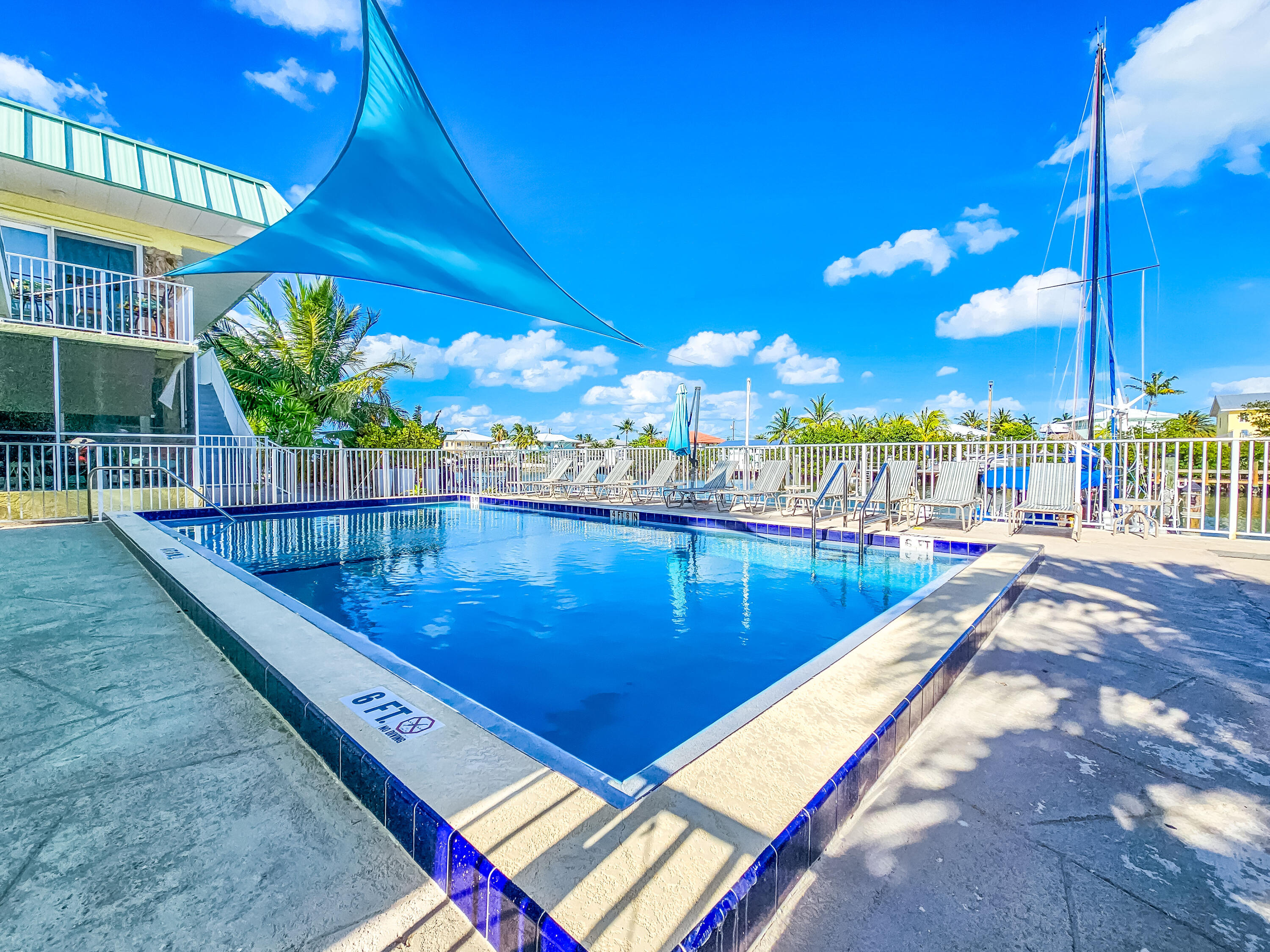 107 Avenue D 212