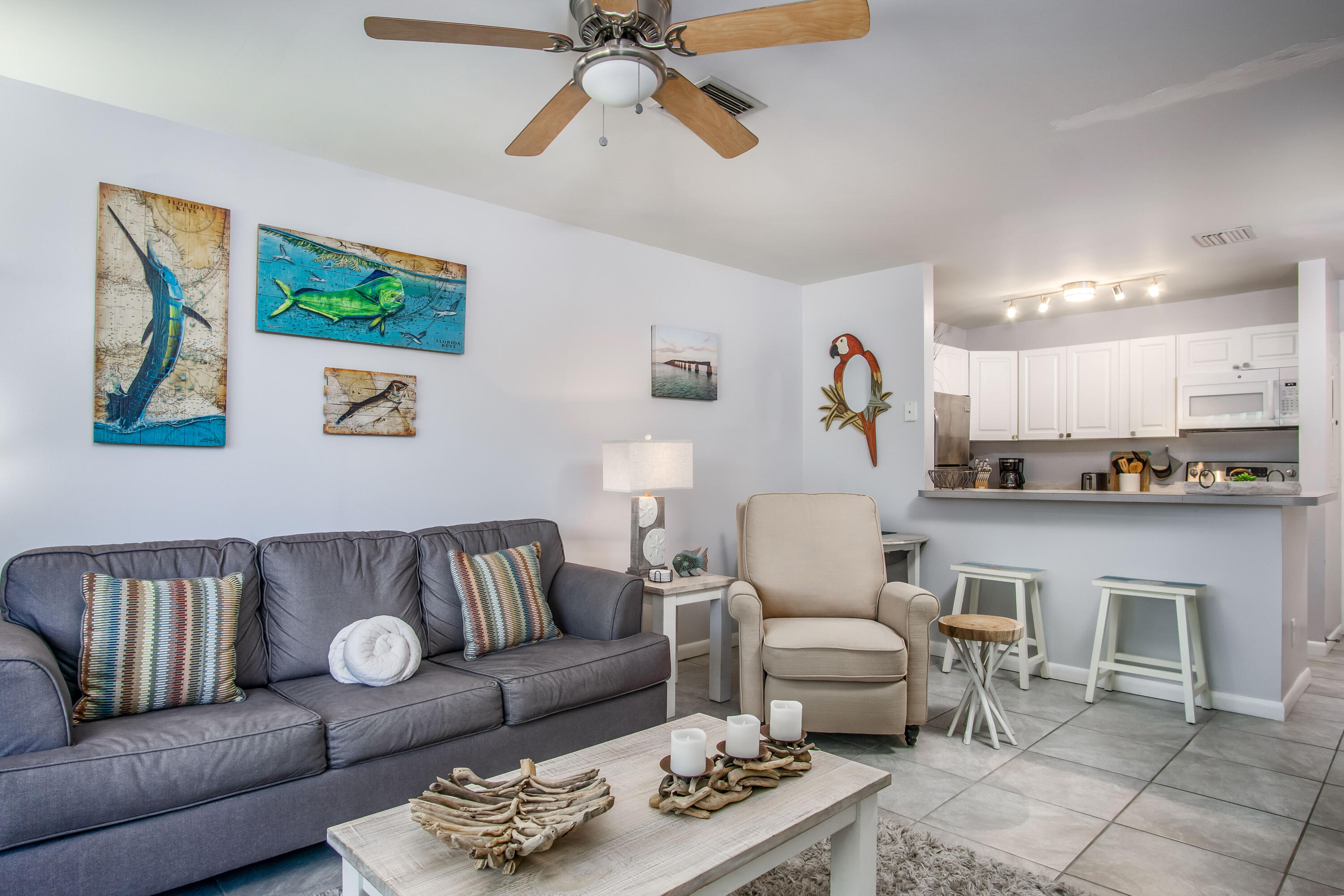 107 Avenue D 212