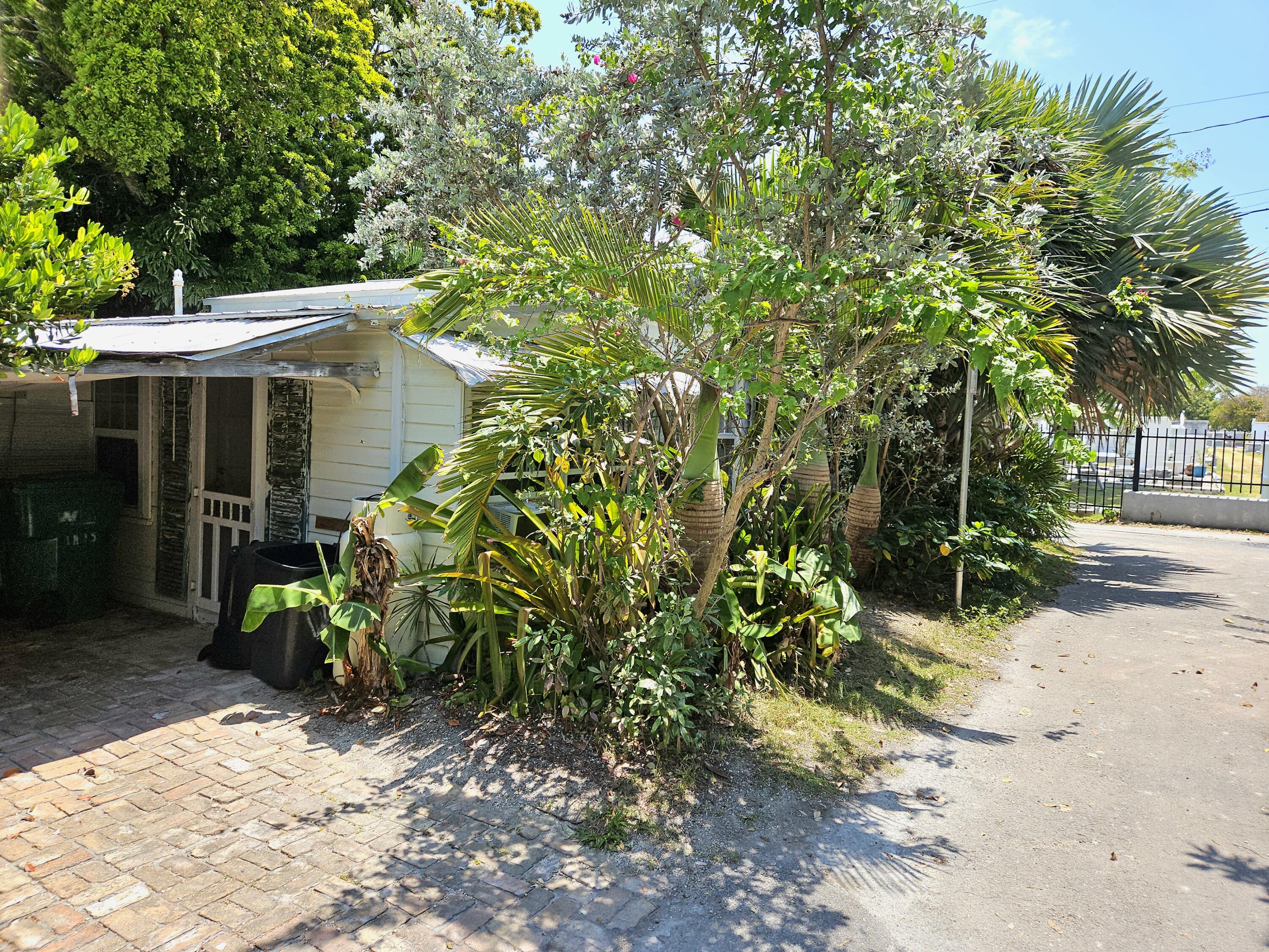 1015 Angela Street