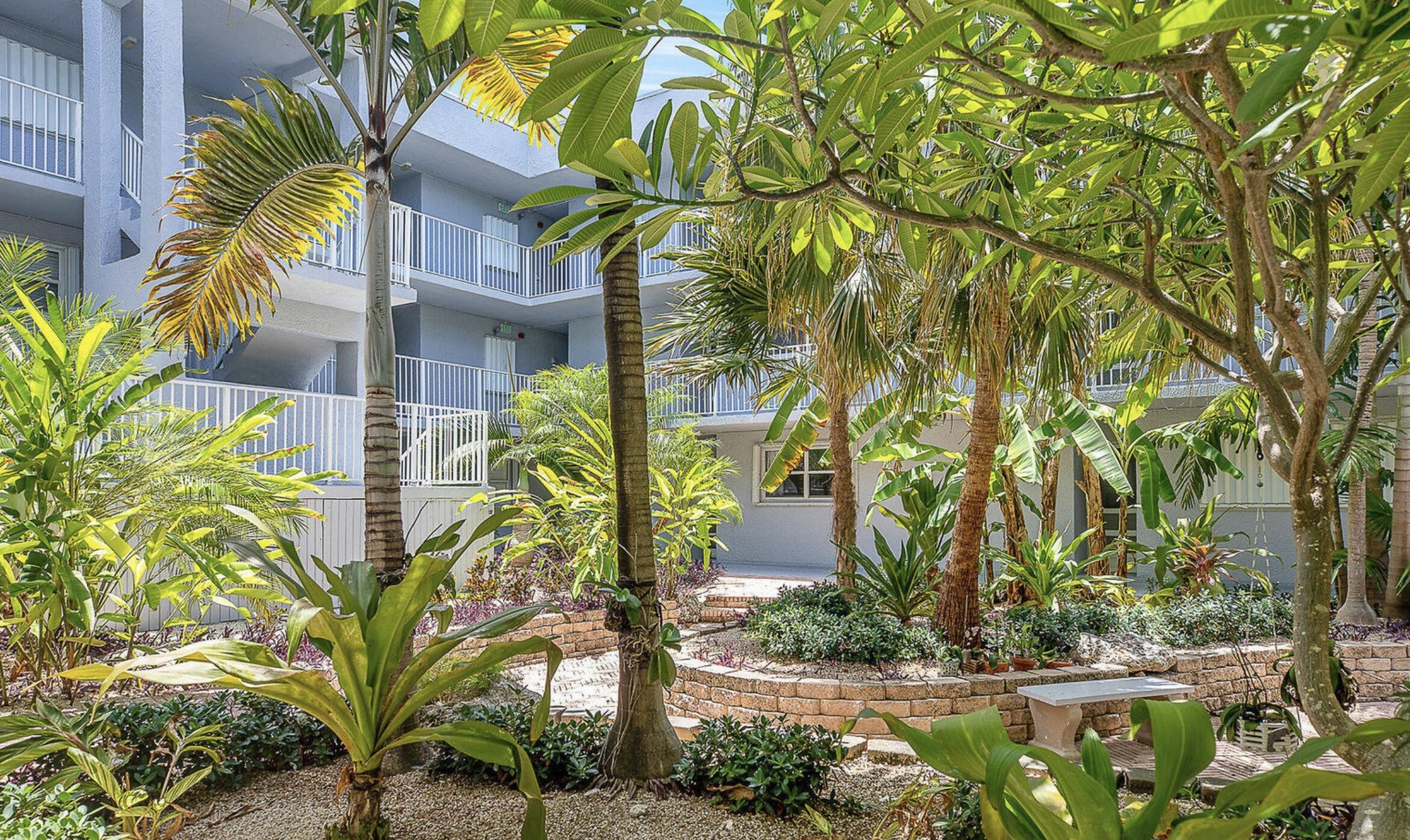 201 E Ocean Drive 104