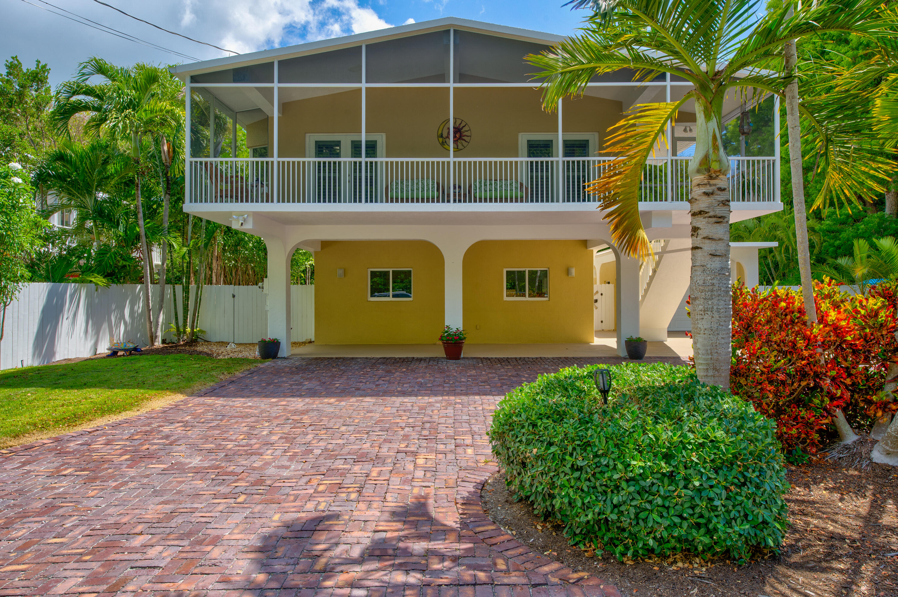 250 Key Honey Lane