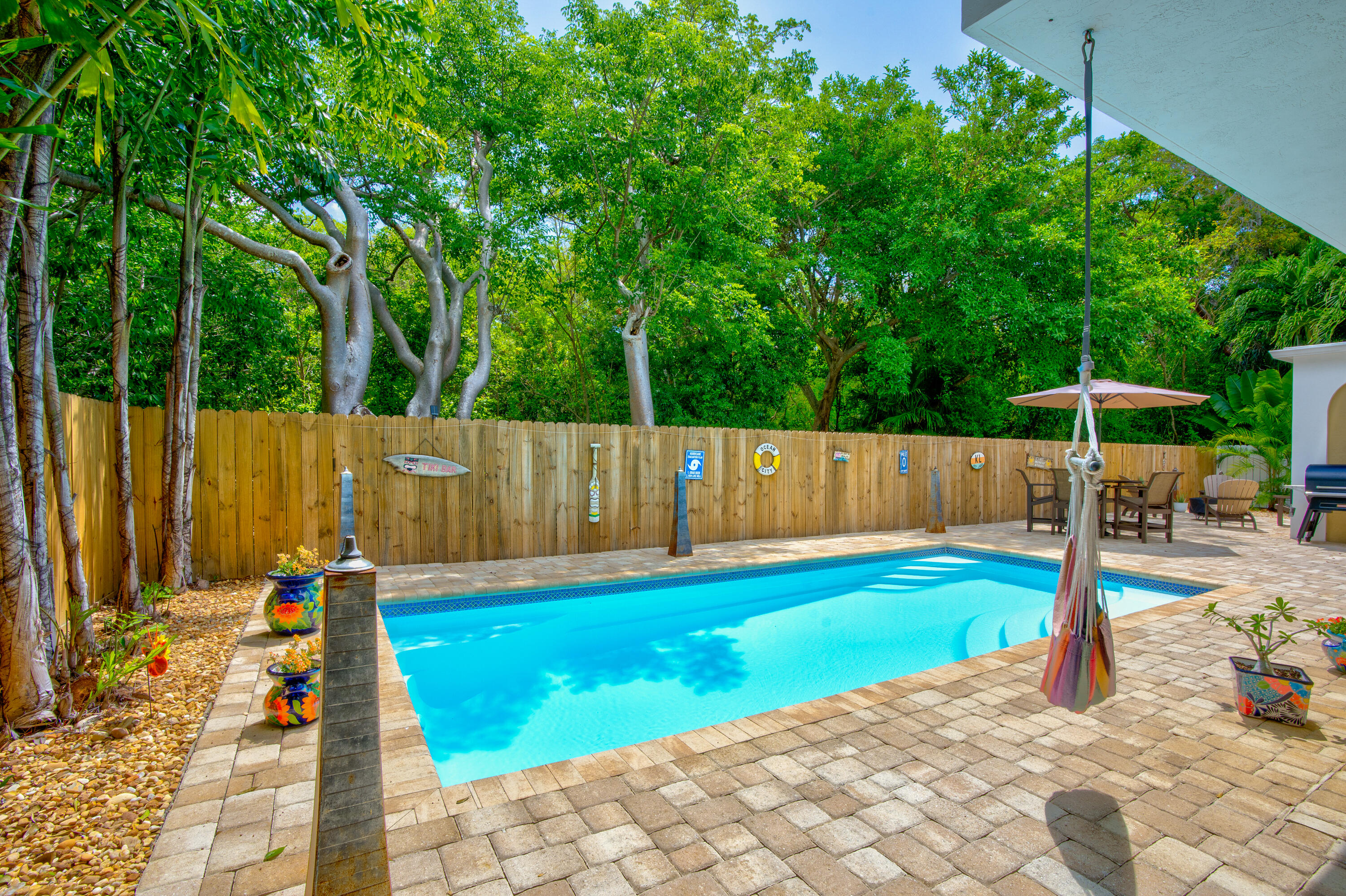 250 Key Honey Lane