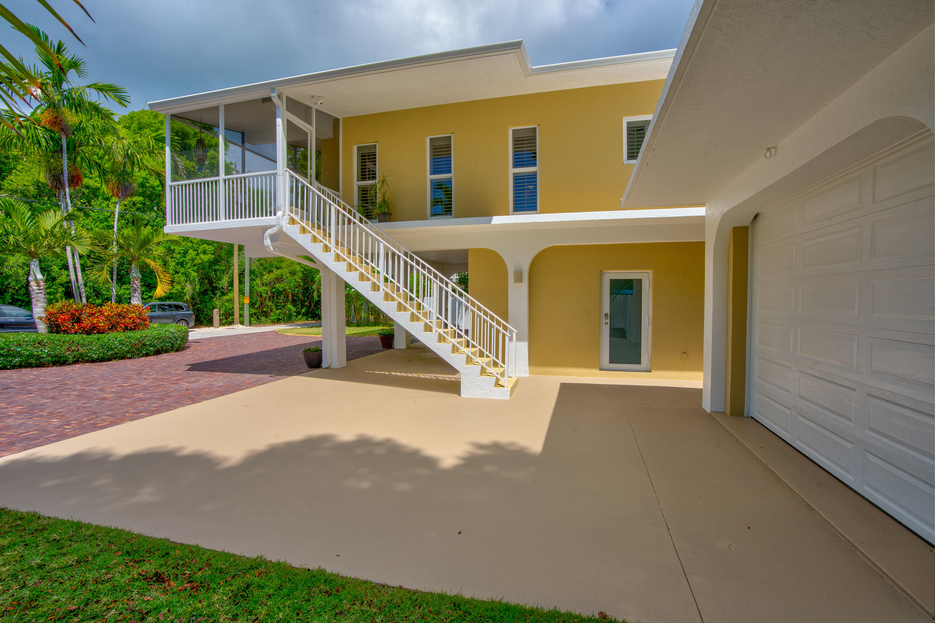 250 Key Honey Lane