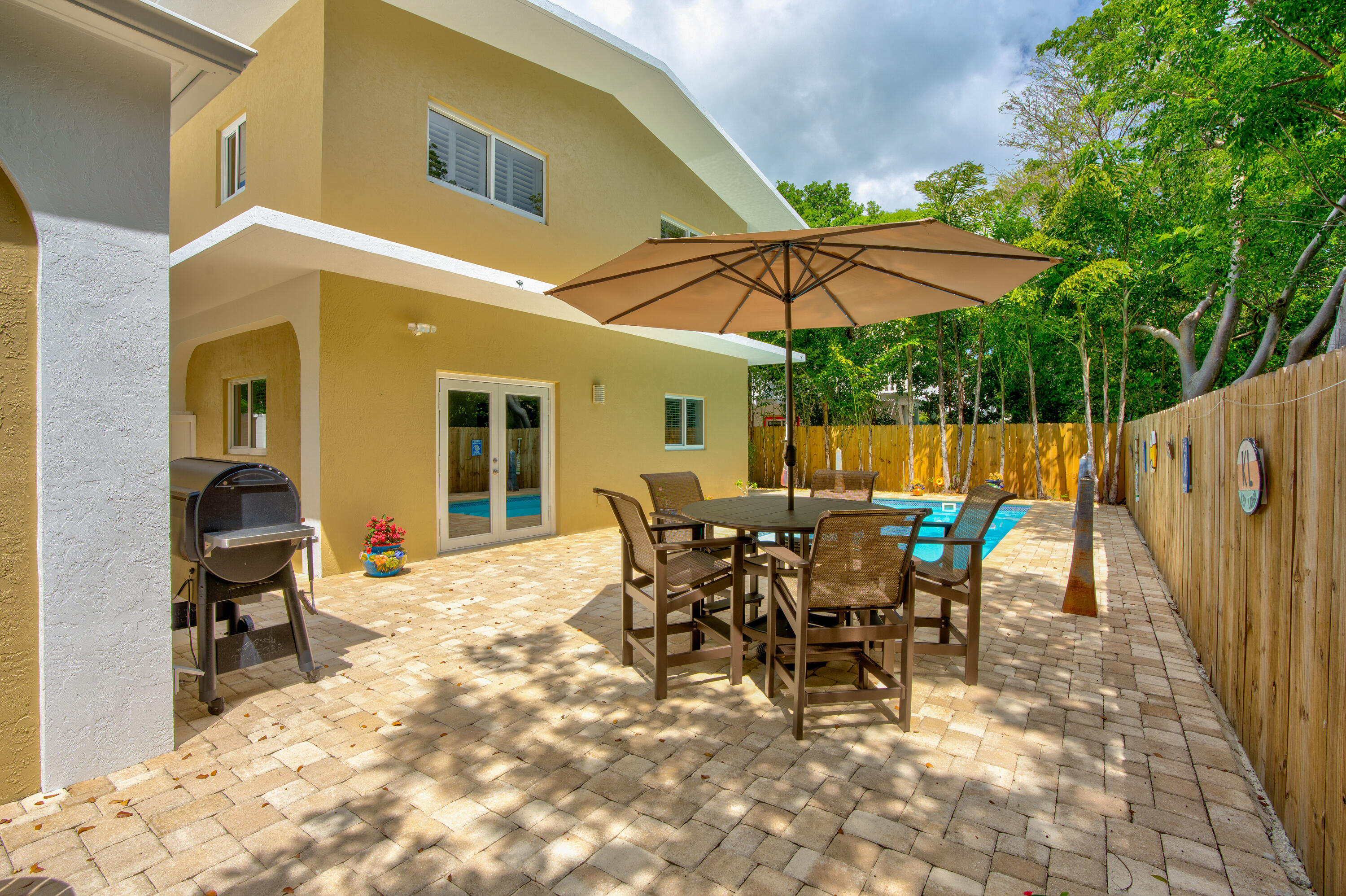 250 Key Honey Lane