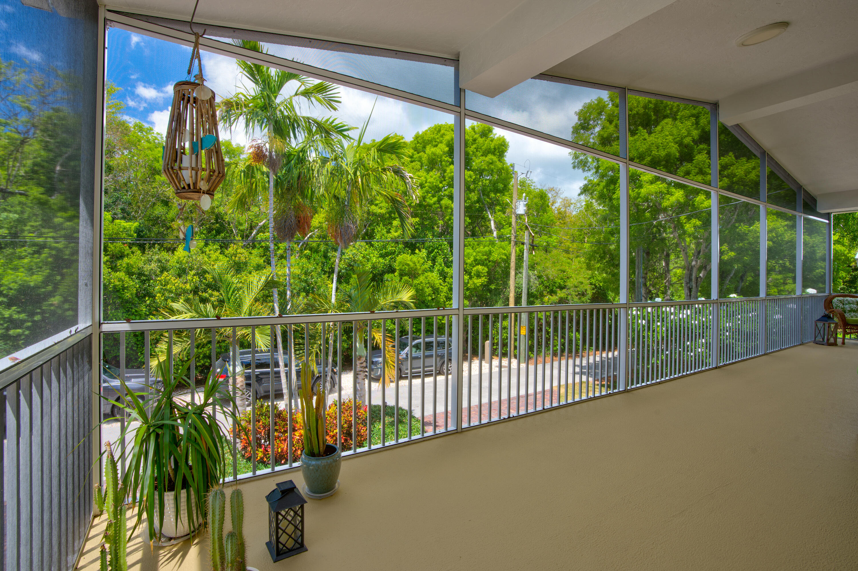 250 Key Honey Lane