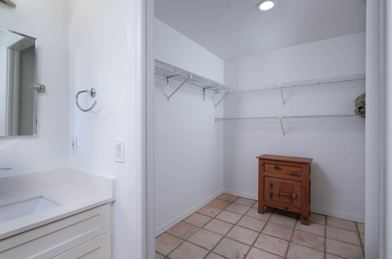 556 Avenue A