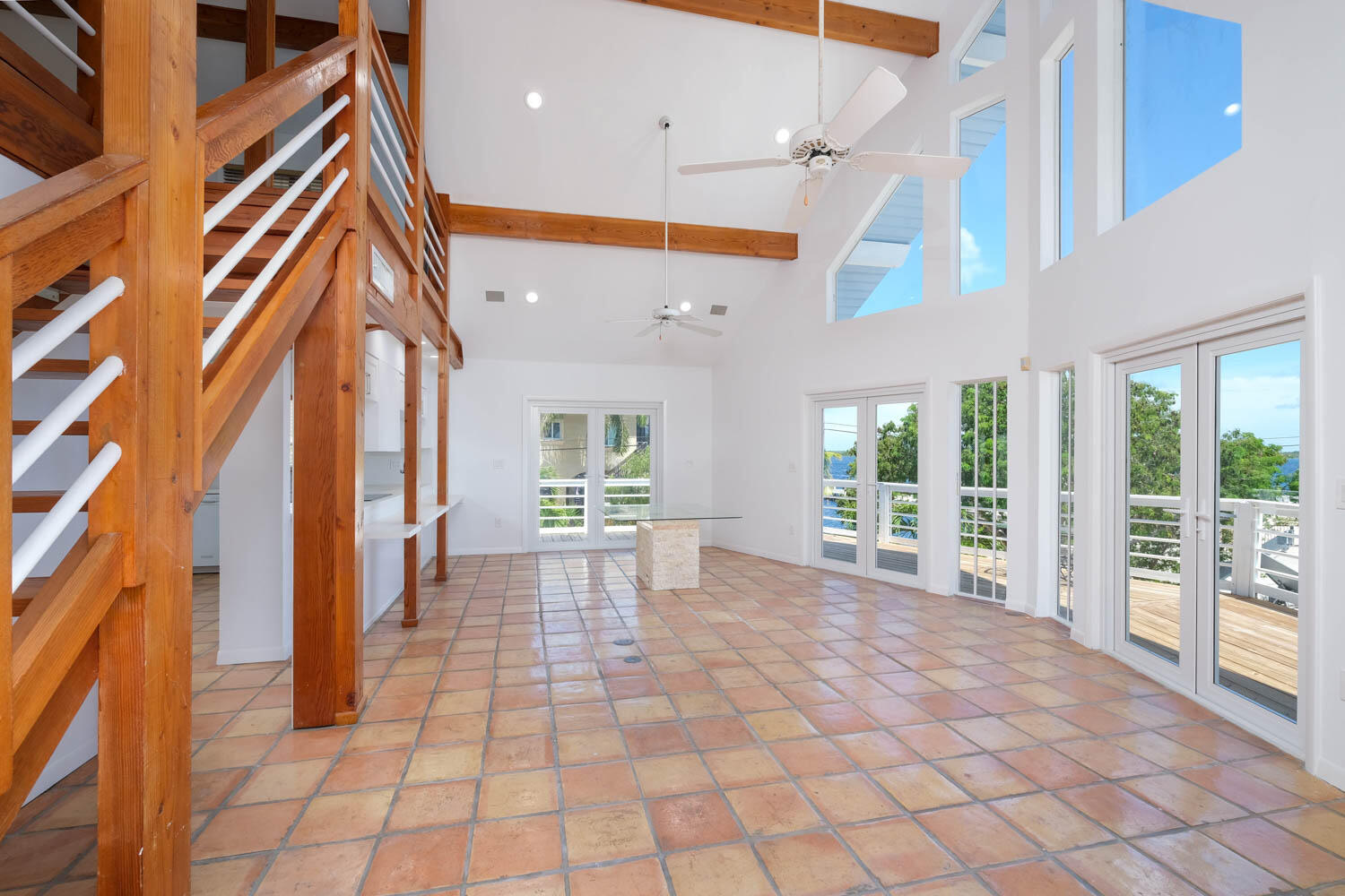 556 Avenue A