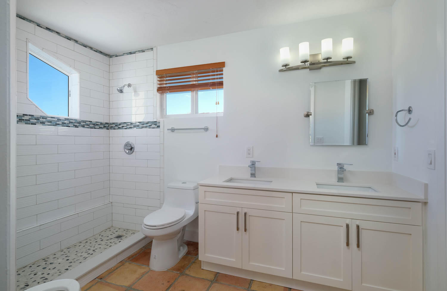 556 Avenue A