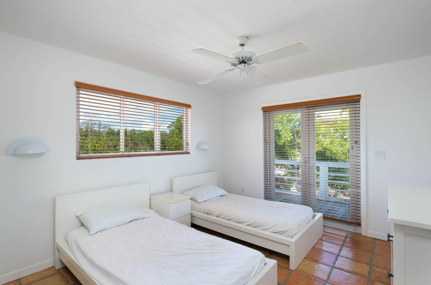 556 Avenue A