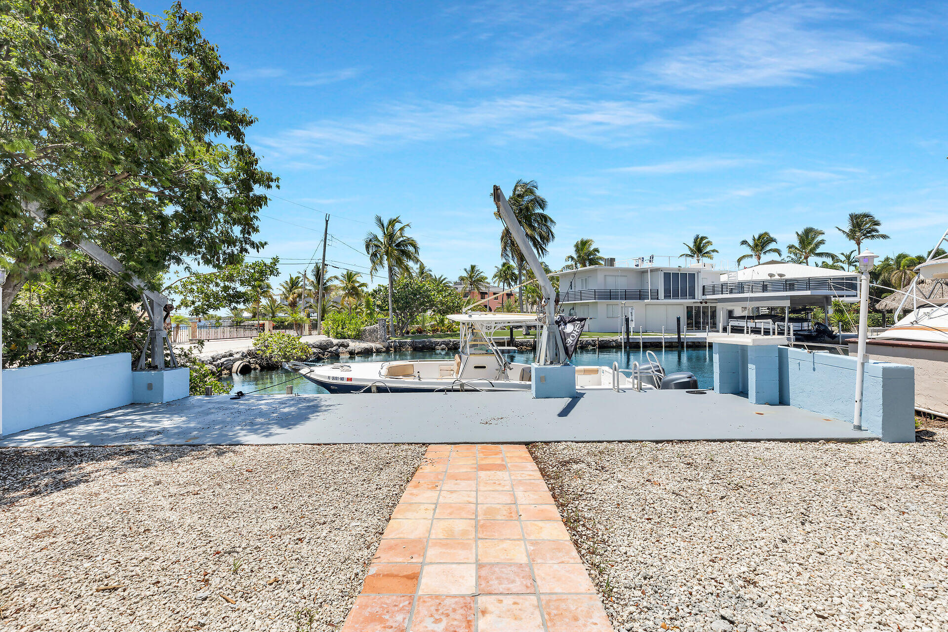 556 Avenue A