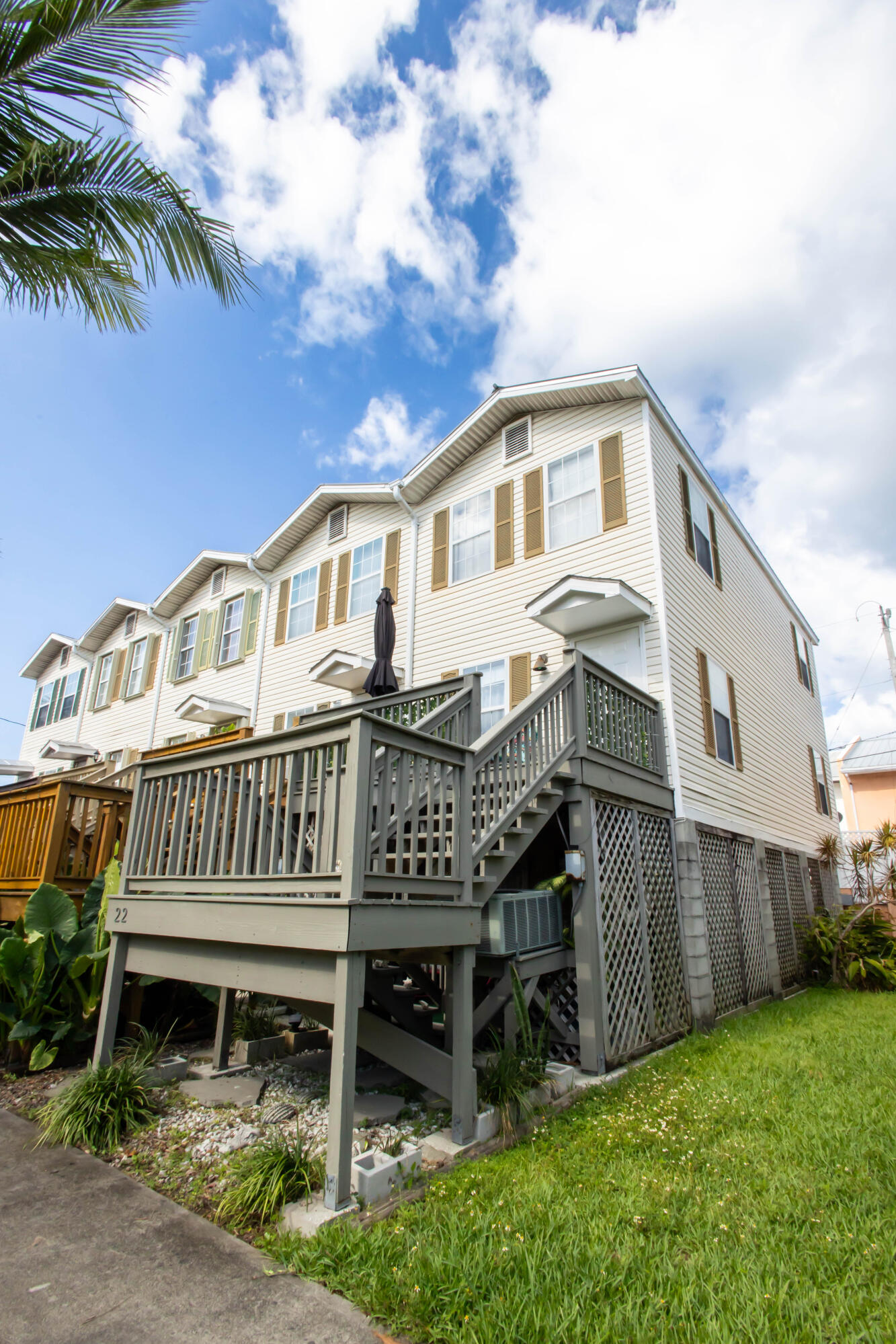 3075 Flagler Avenue 22