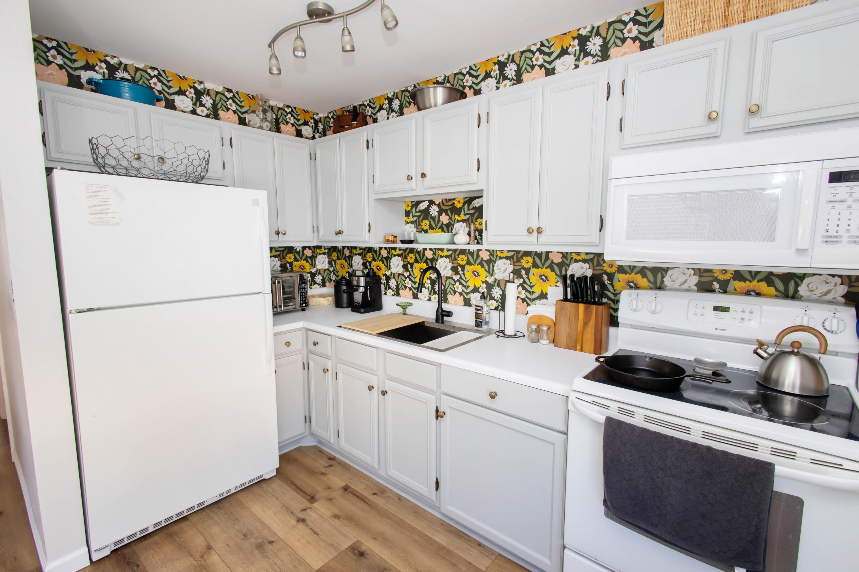 3075 Flagler Avenue 22