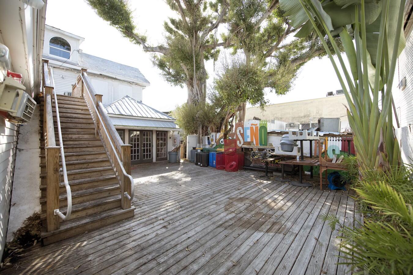 221 Duval Street