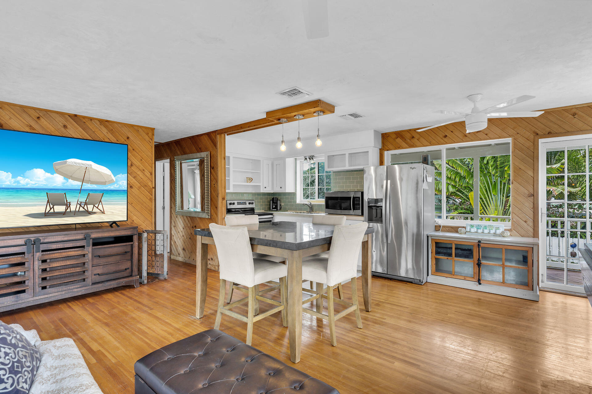 148 Pointview Road