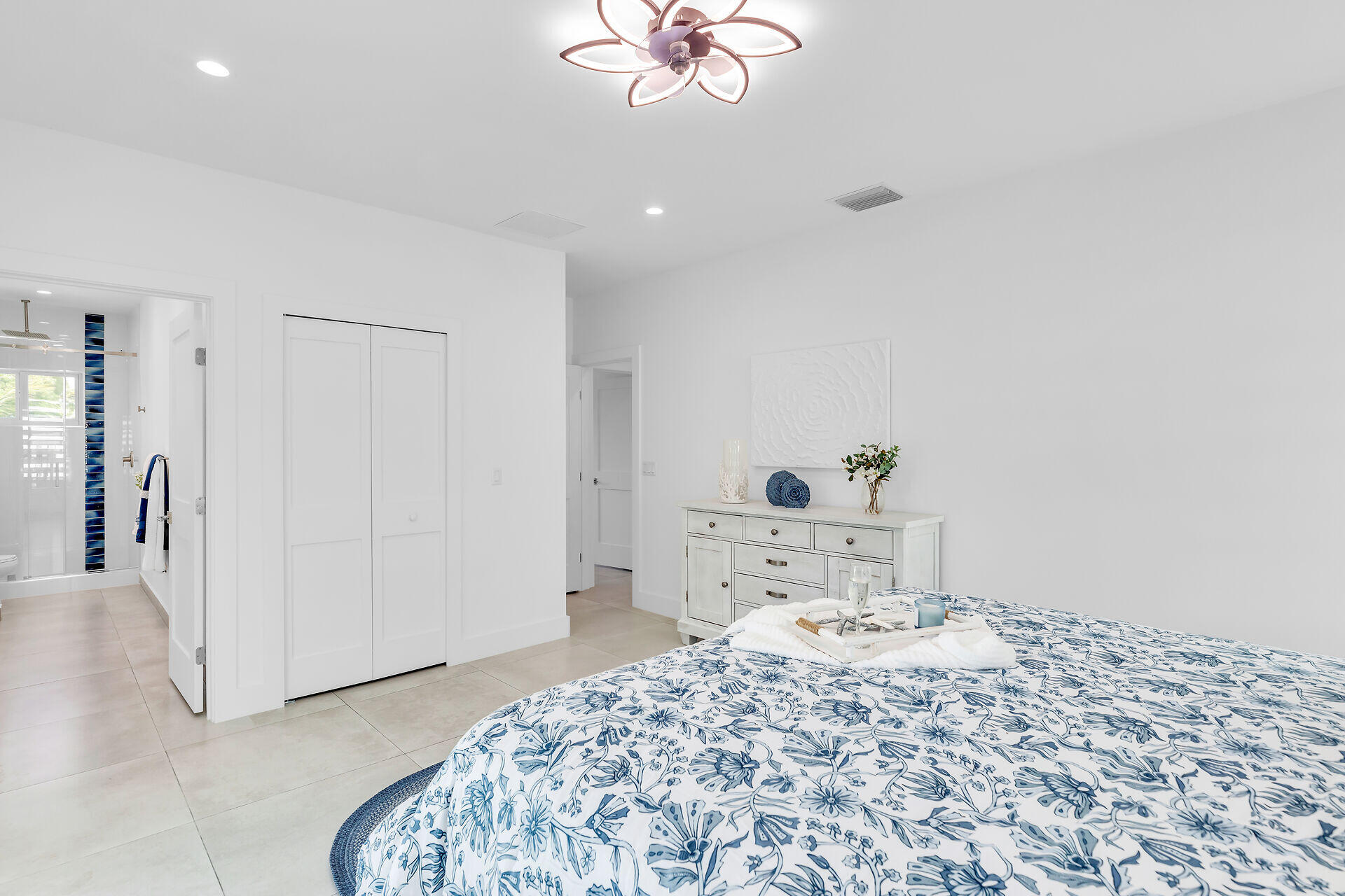 51 N Marlin Avenue