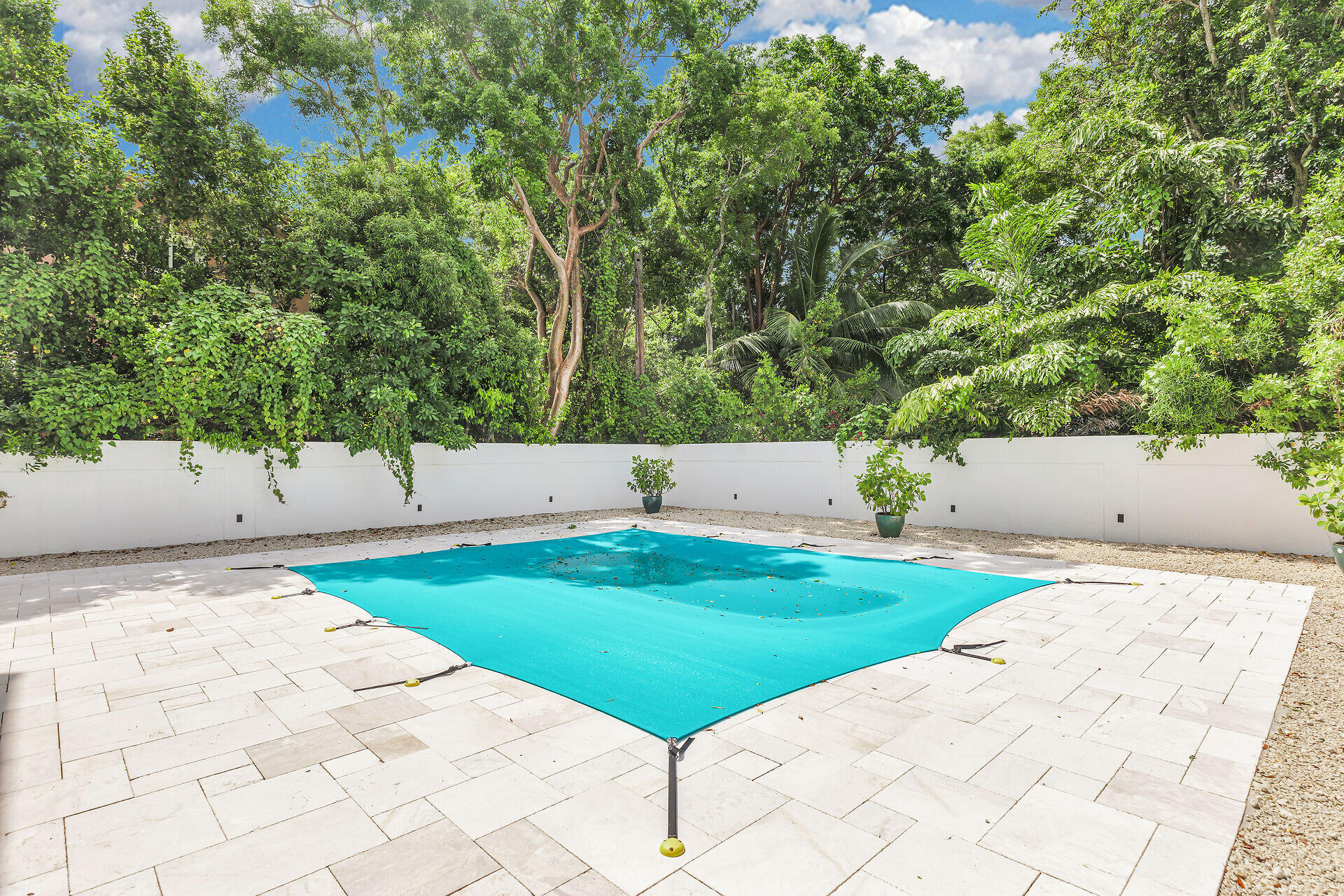 51 N Marlin Avenue