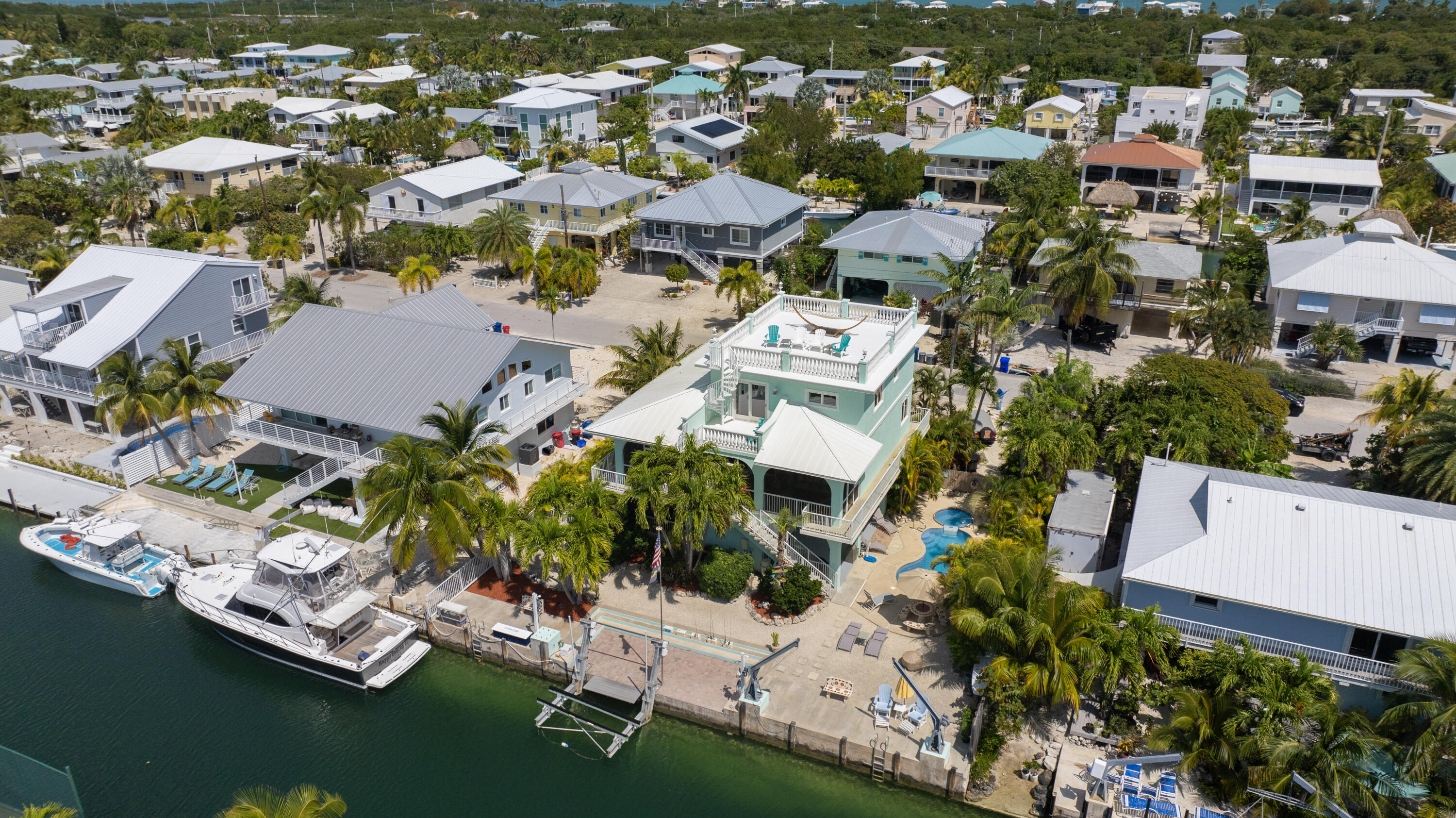 1040 Gulf Drive