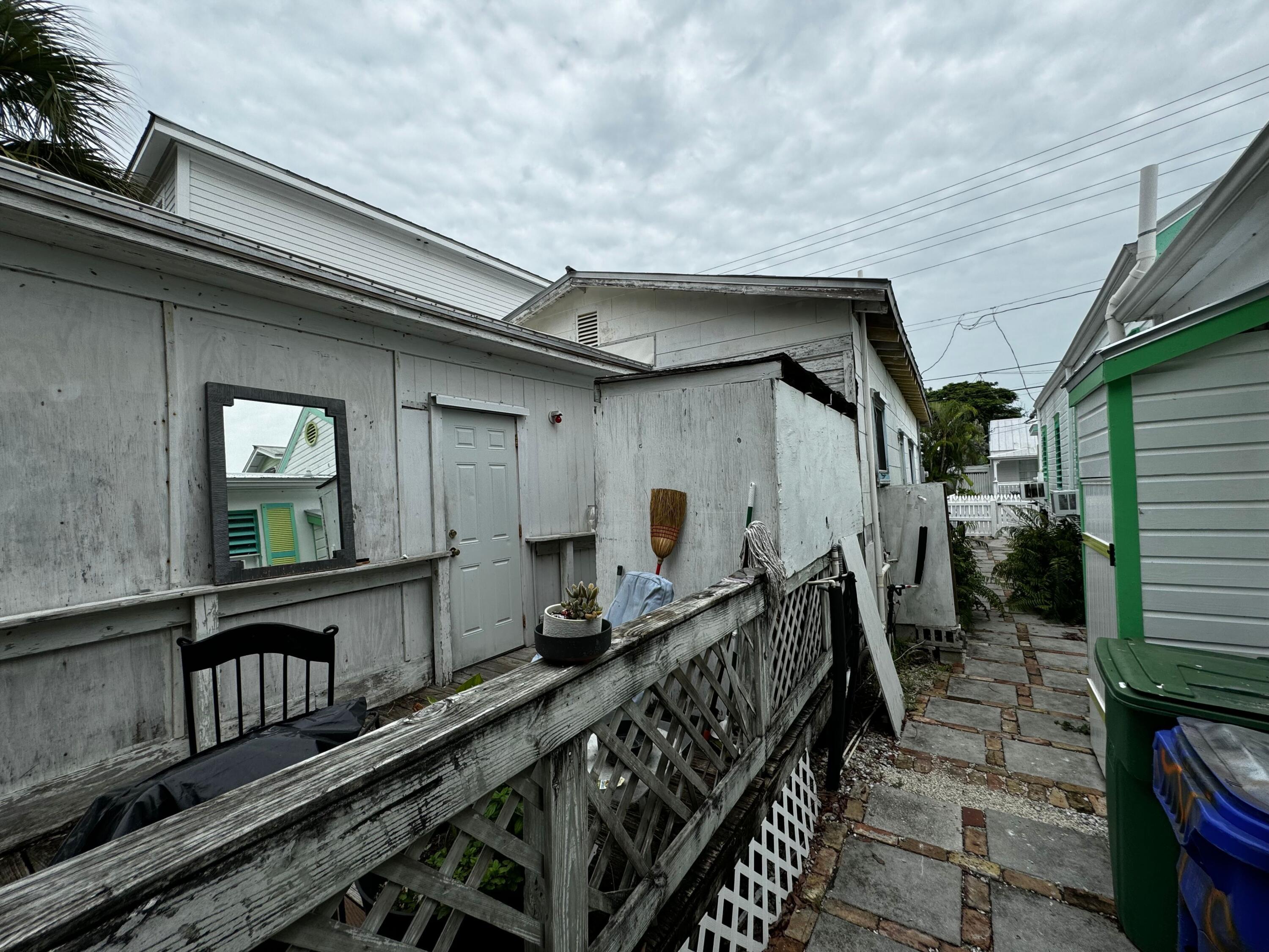 304 Amelia Street
