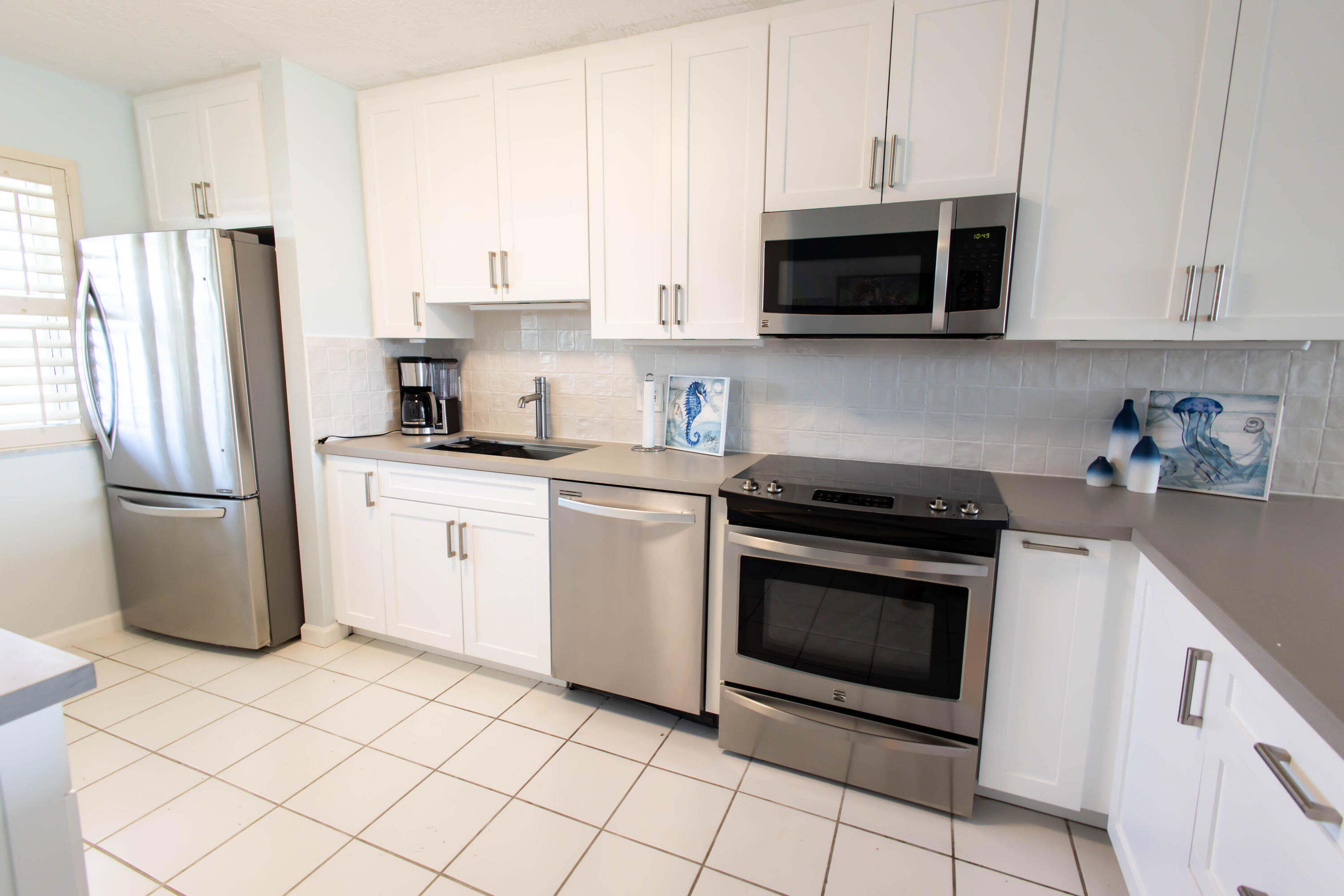 1901 S Roosevelt Boulevard 407W