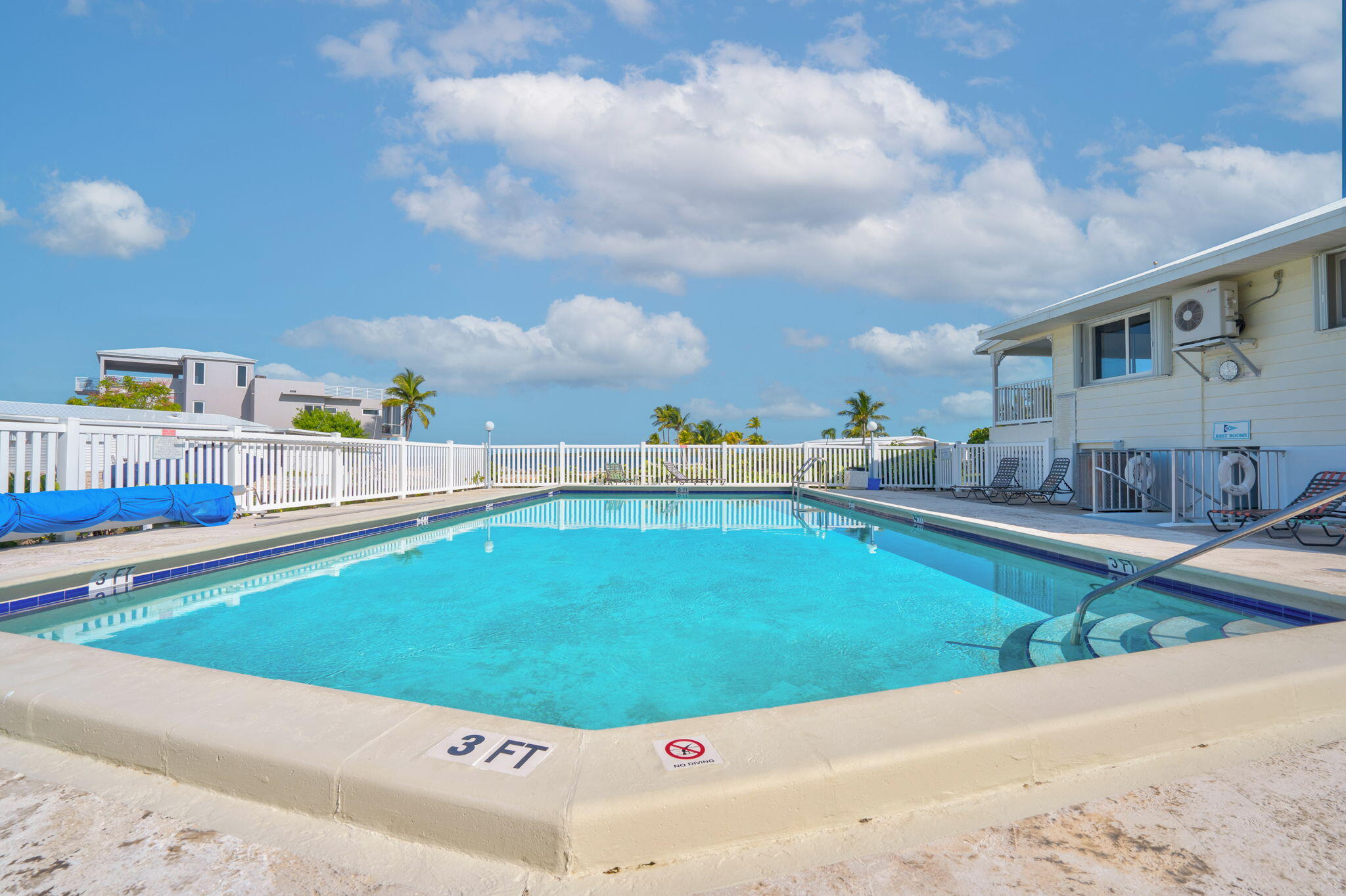 80 Coral Way