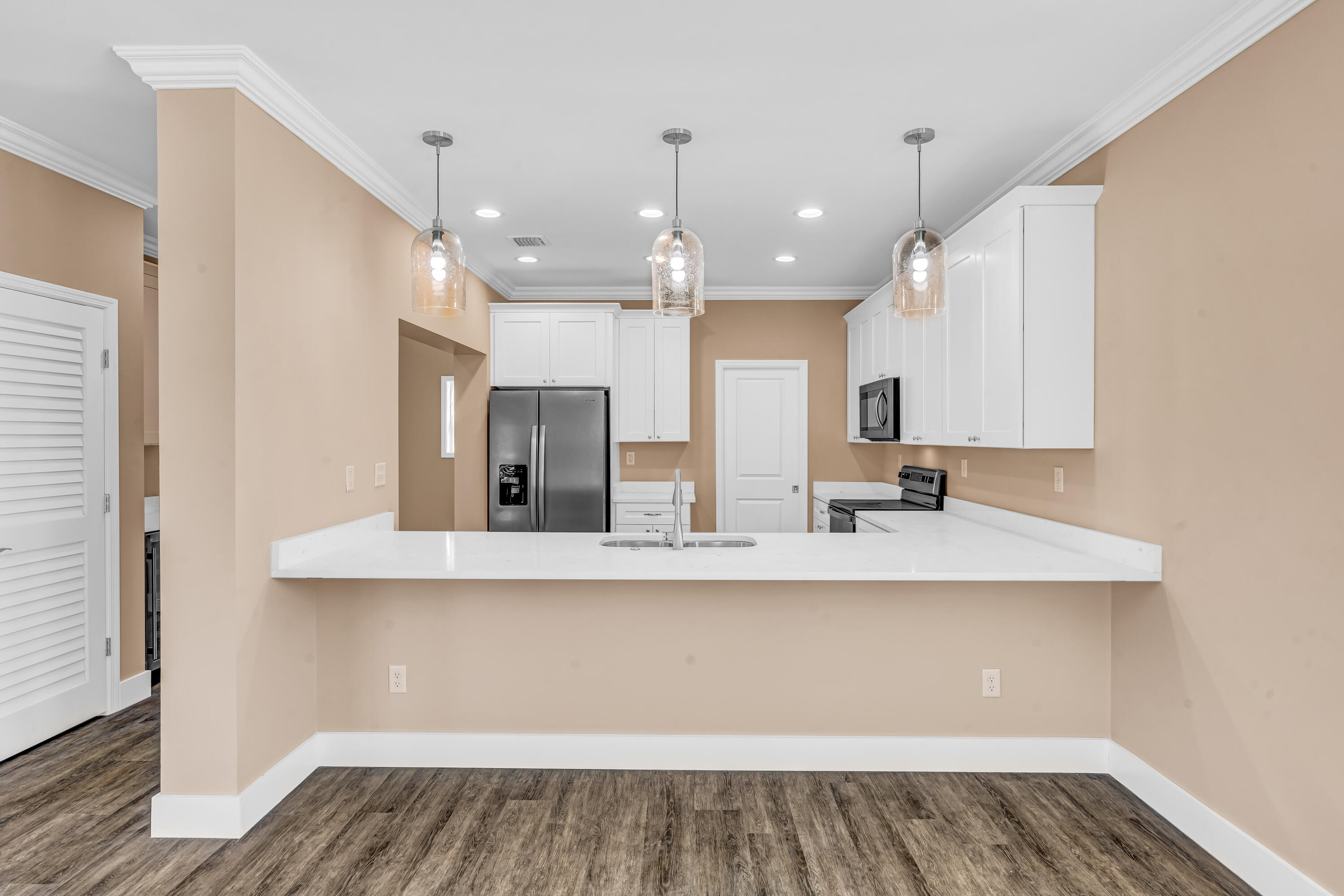 80 Coral Way