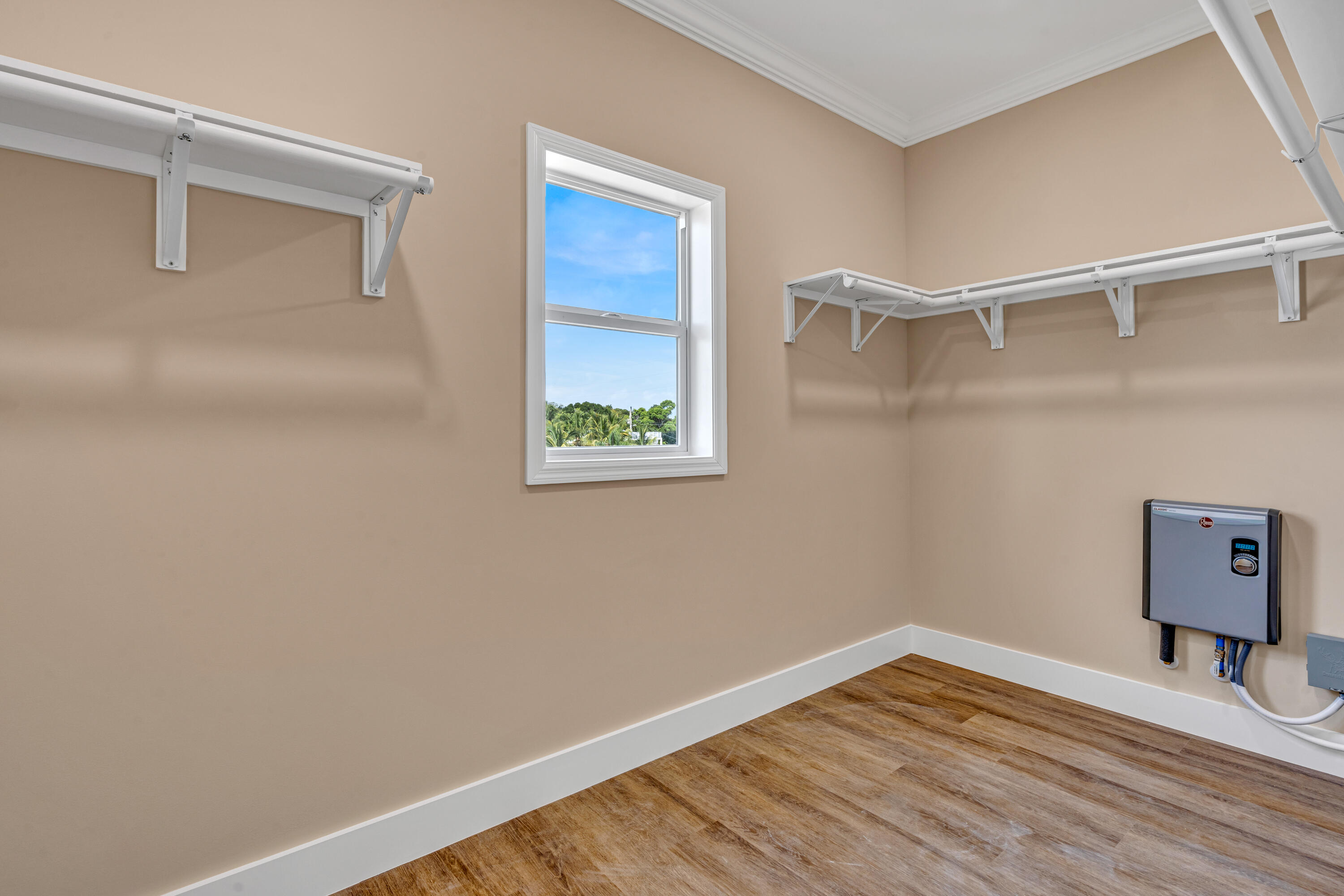 80 Coral Way