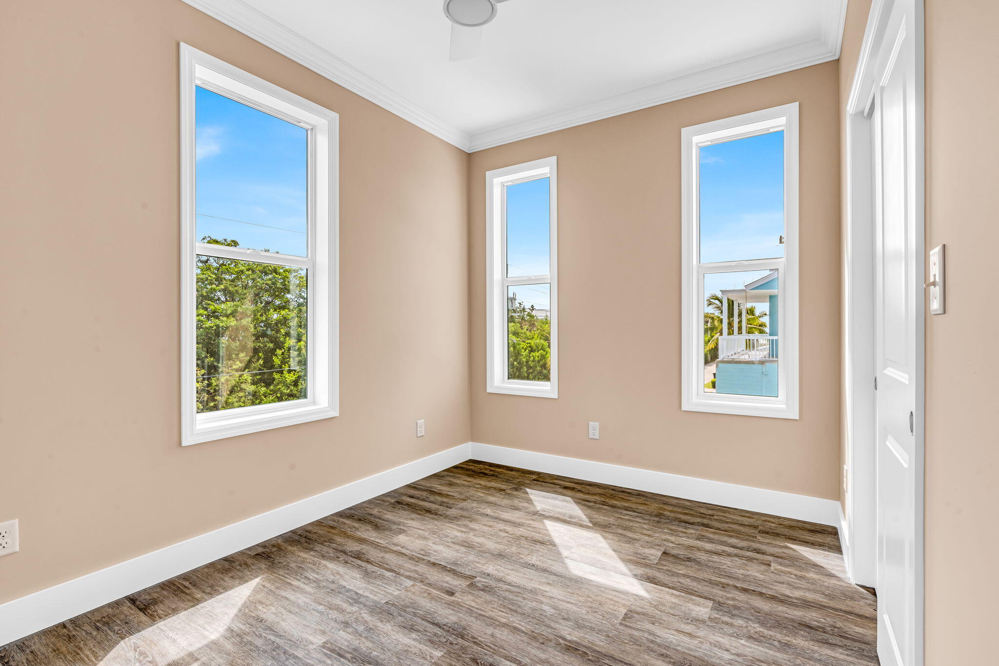 80 Coral Way