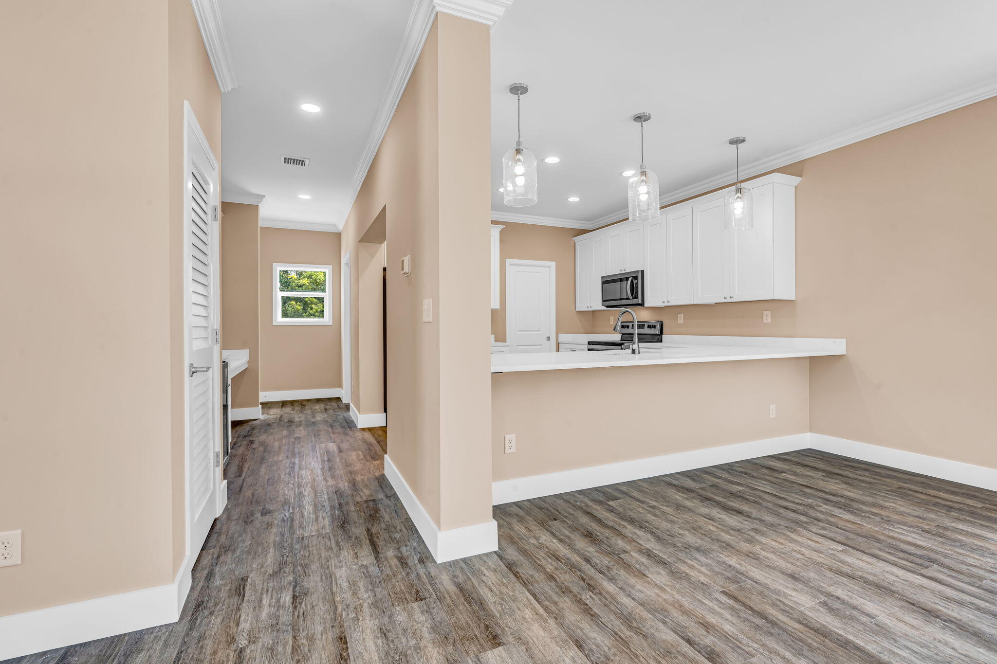 80 Coral Way