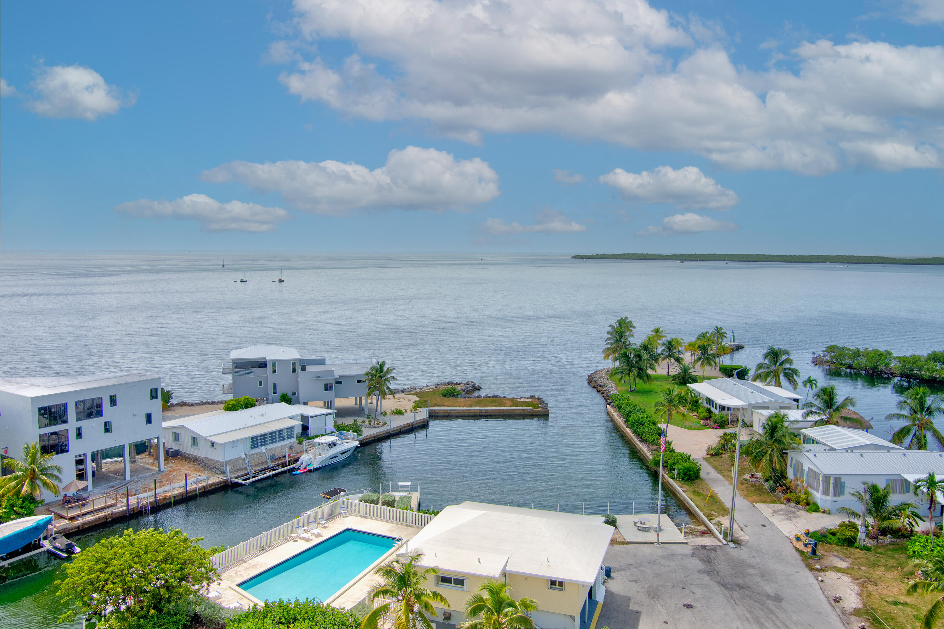 80 Coral Way