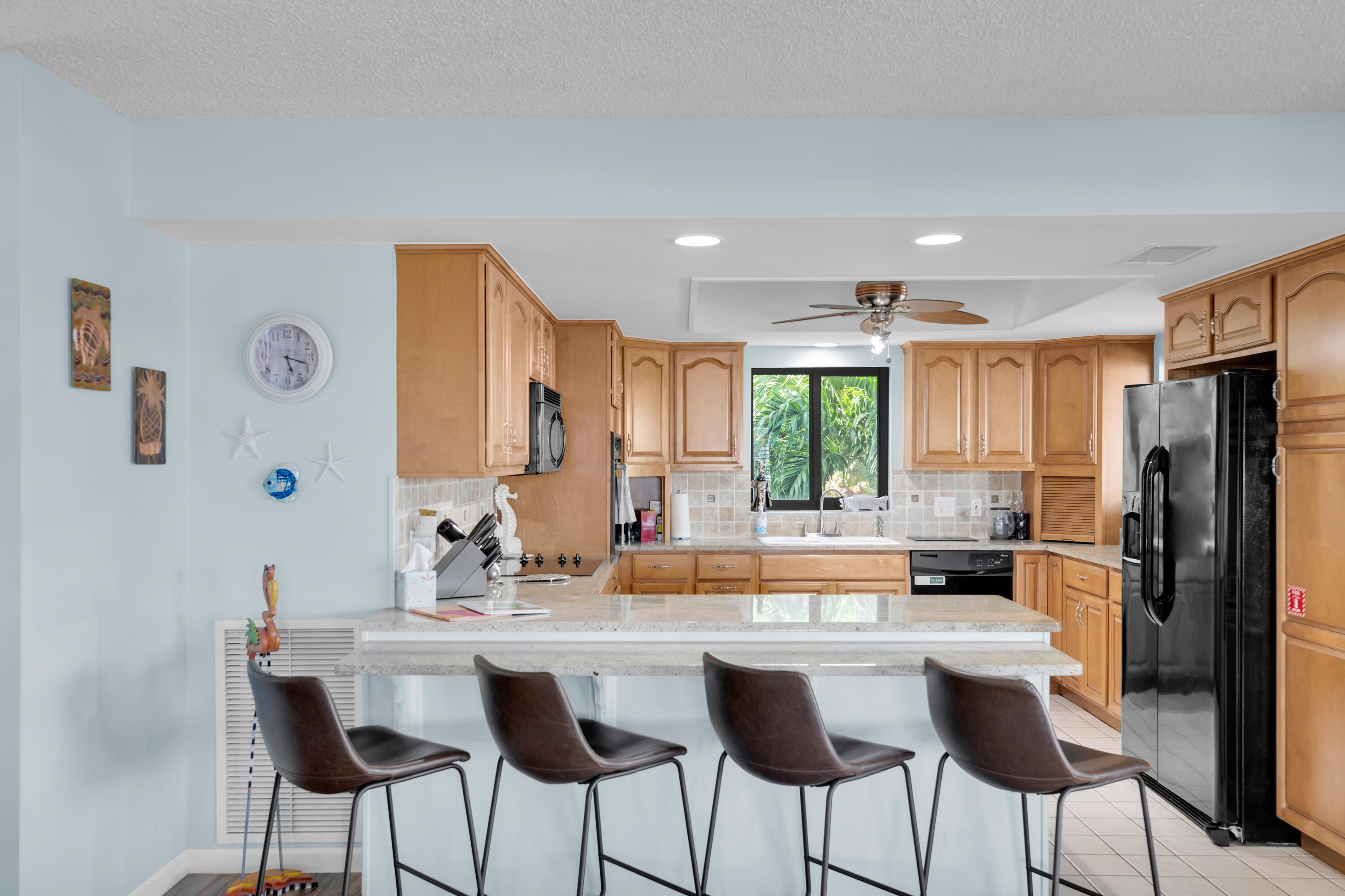 1026 W 75Th Street