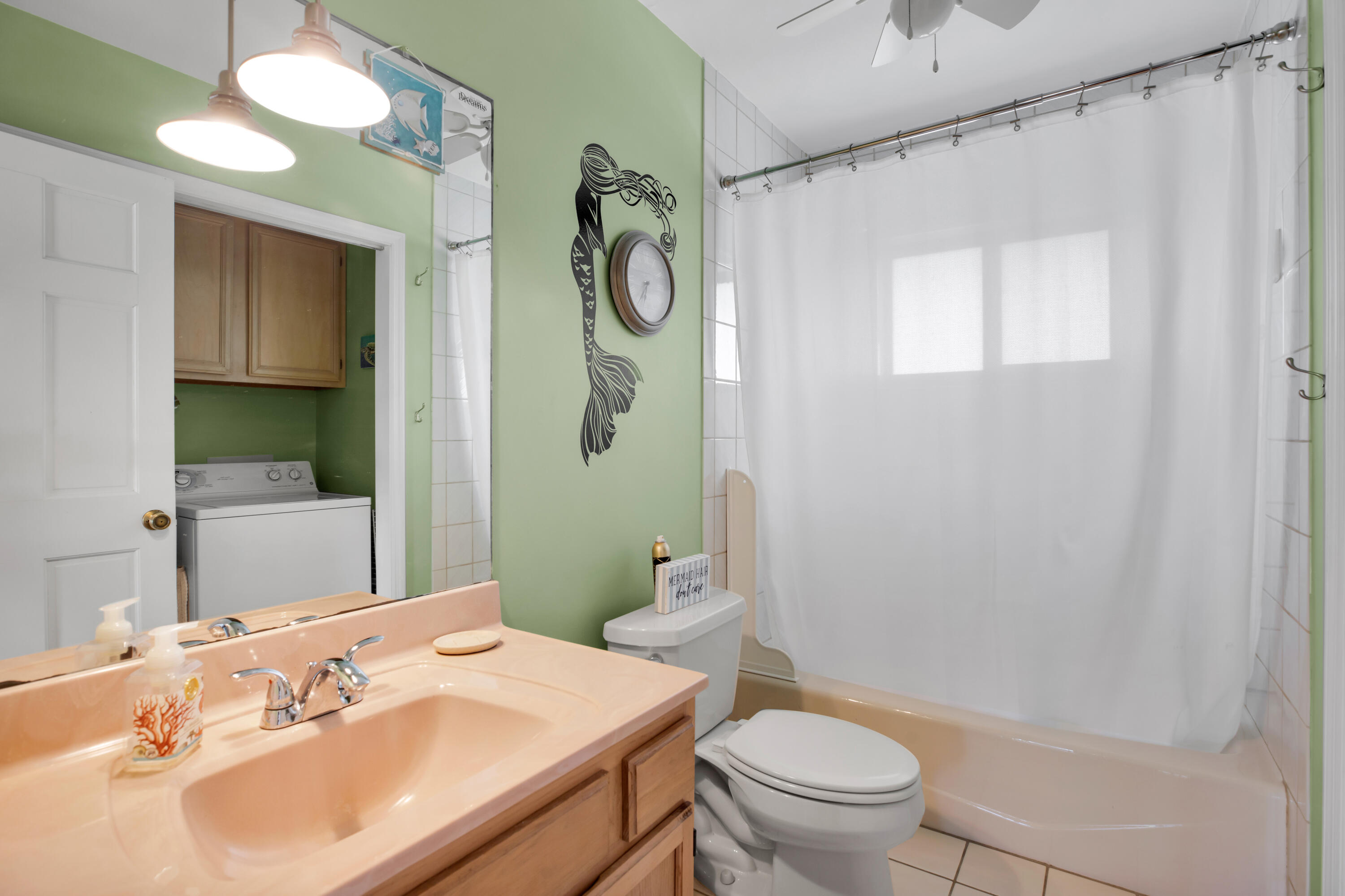 1026 W 75Th Street
