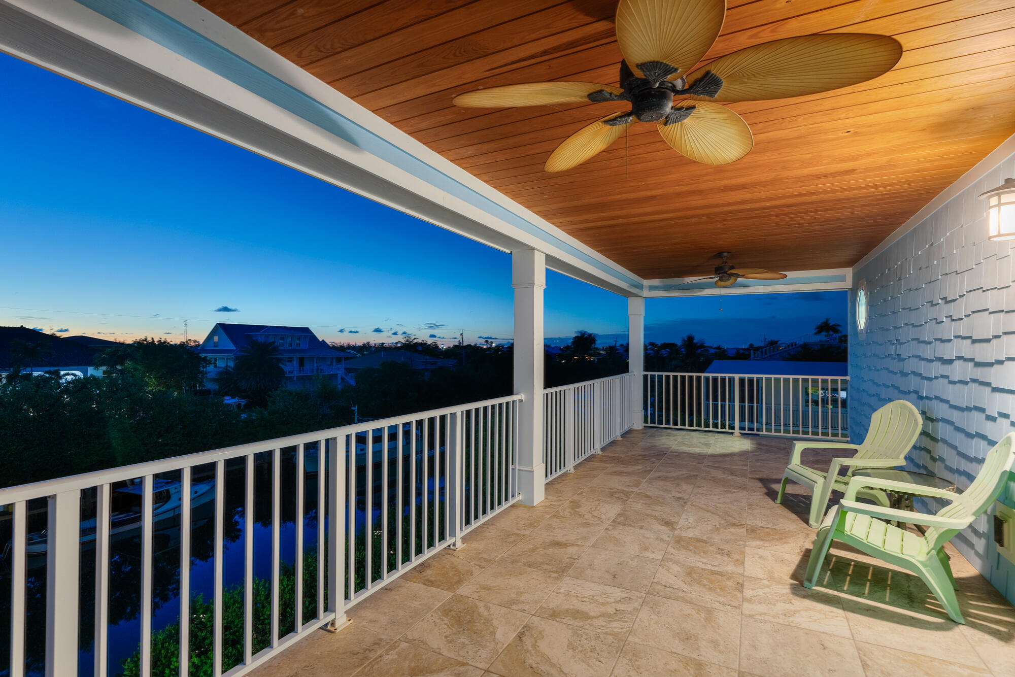 211 S Anglers Drive