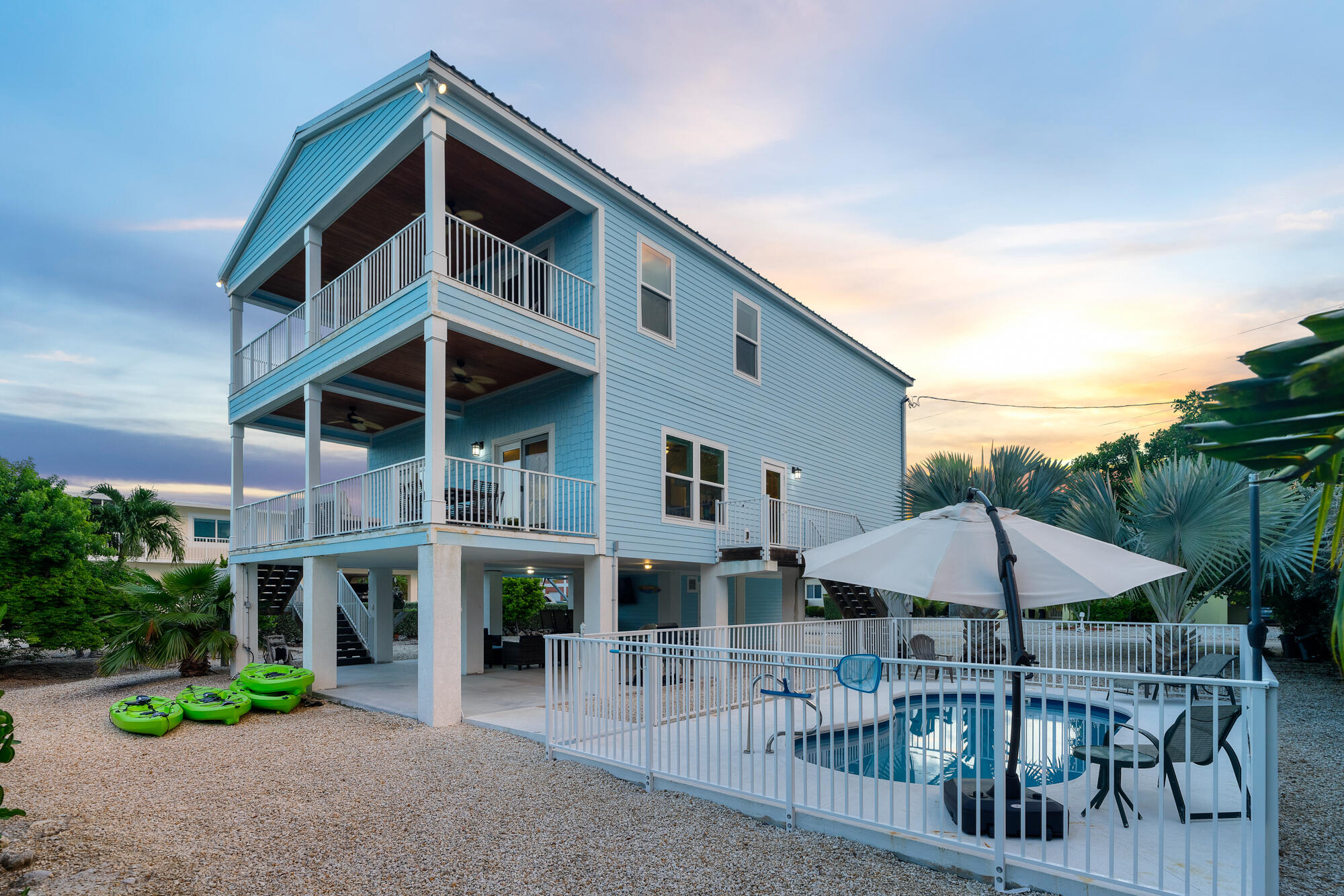 211 S Anglers Drive