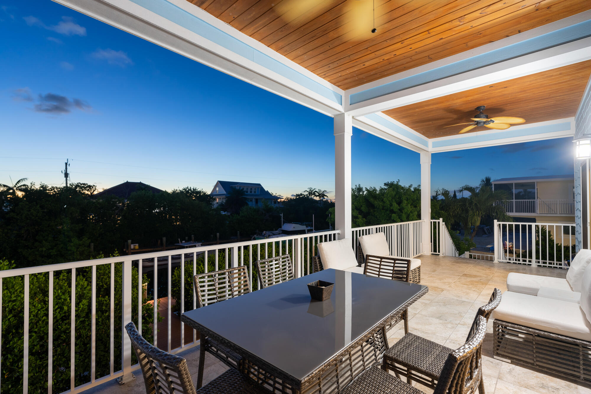 211 S Anglers Drive