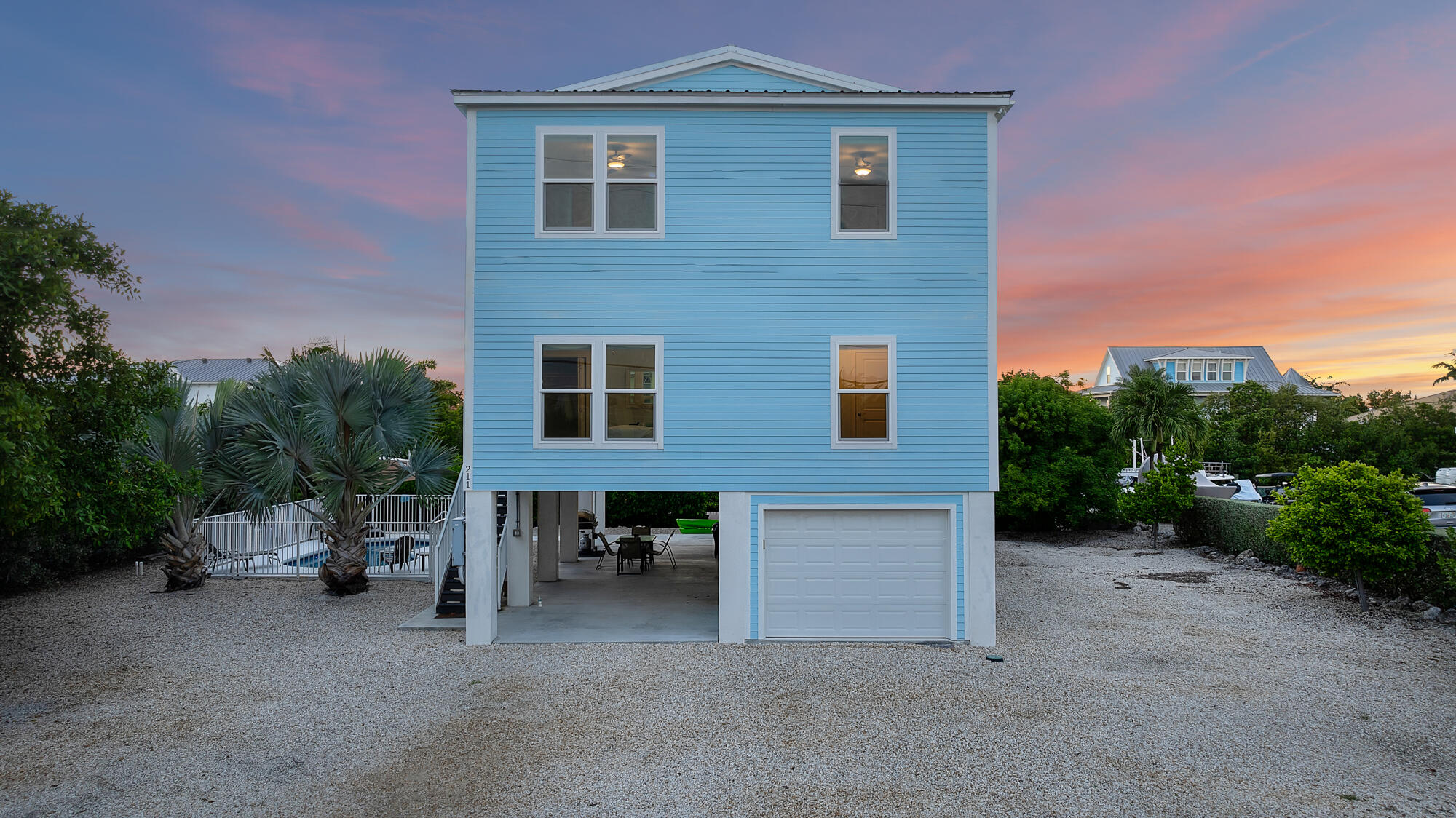 211 S Anglers Drive