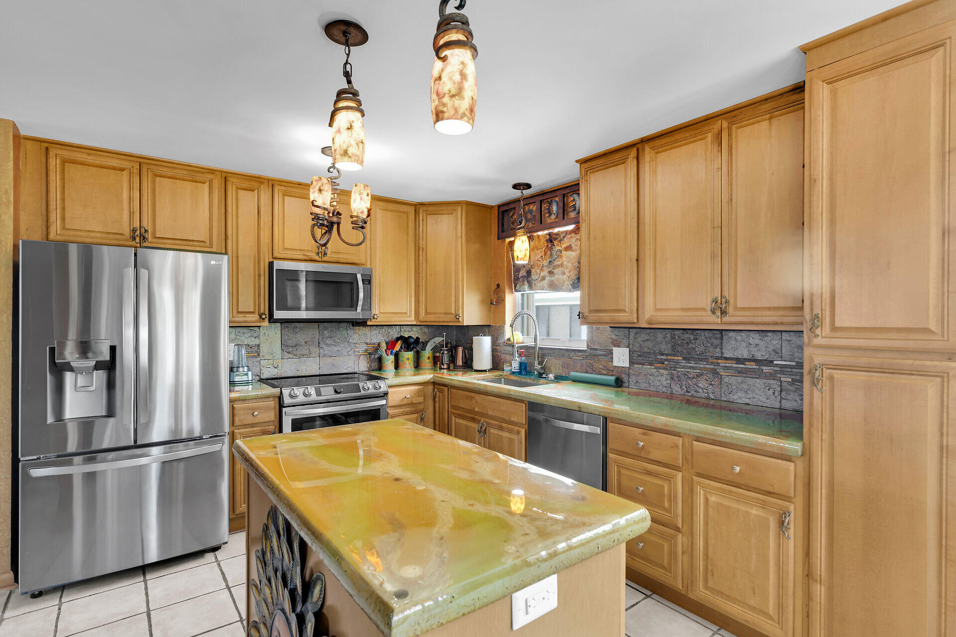 71 Dorsett Drive