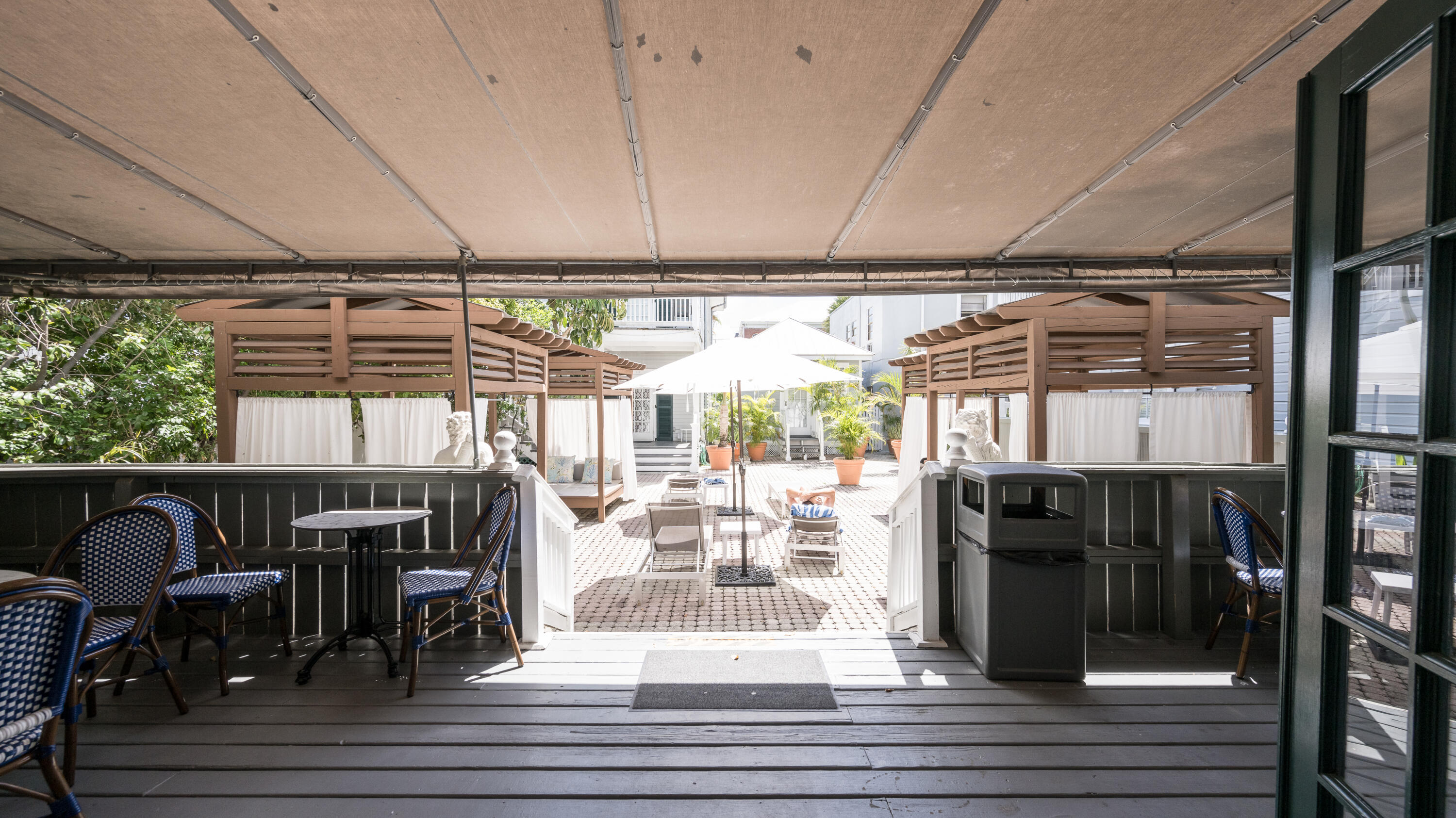 409 Applerouth Lane