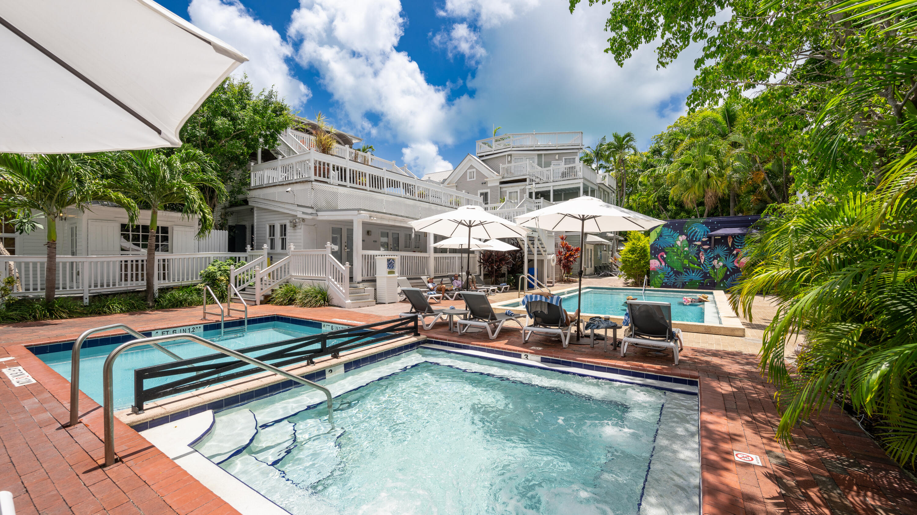 823 Fleming Street
