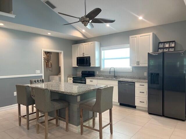 499 Beach Road