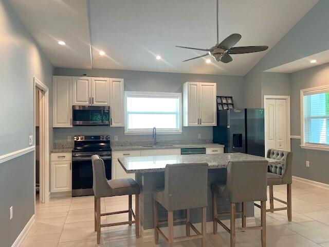 499 Beach Road