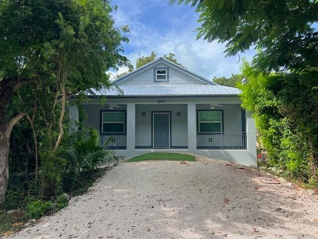499 Beach Road