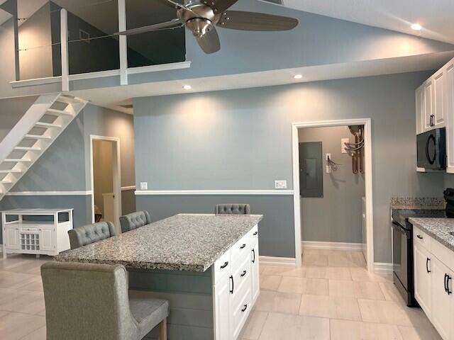 499 Beach Road